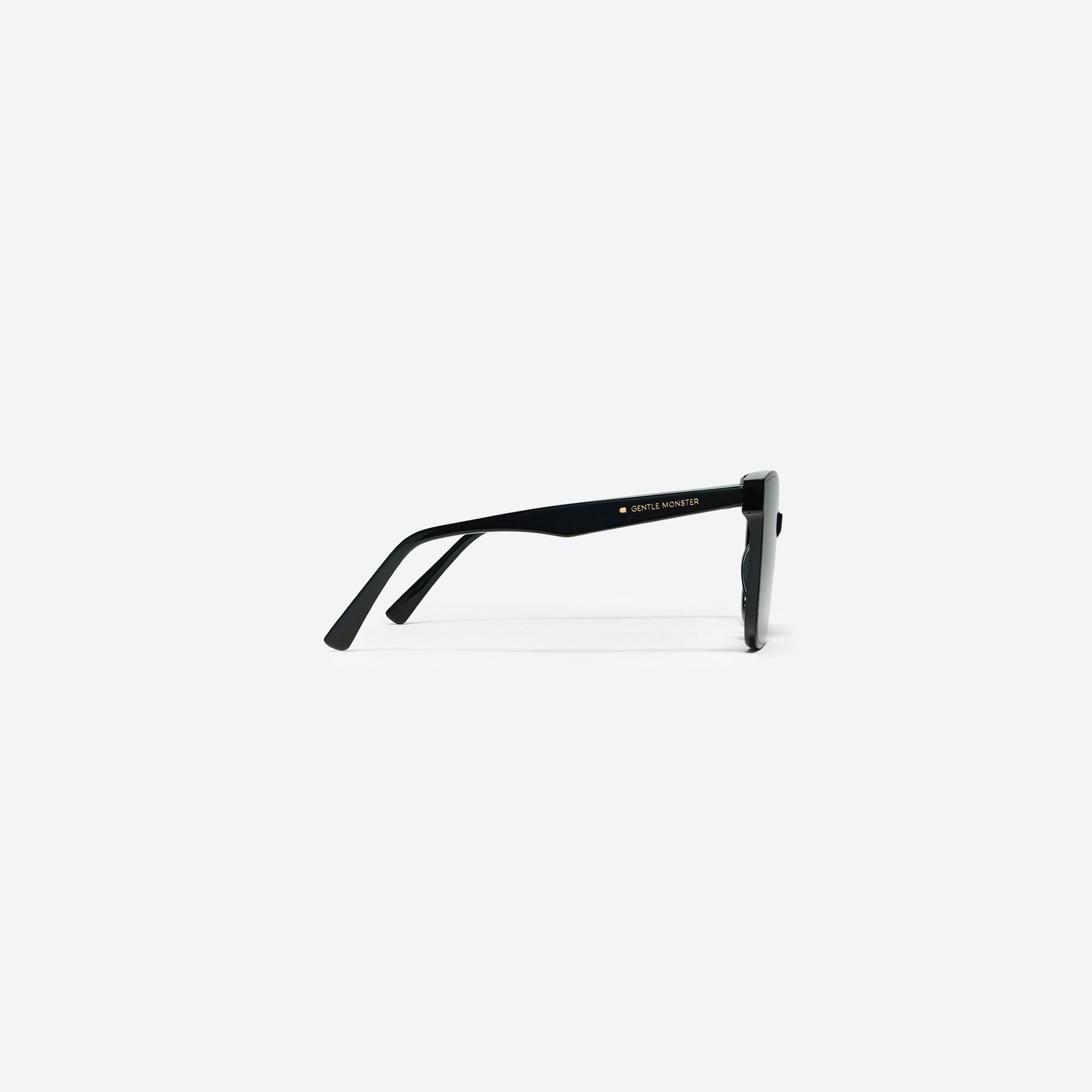 A detailed right view of Gentle Monster Her 01 Black Acetate framed Square sunglasses.