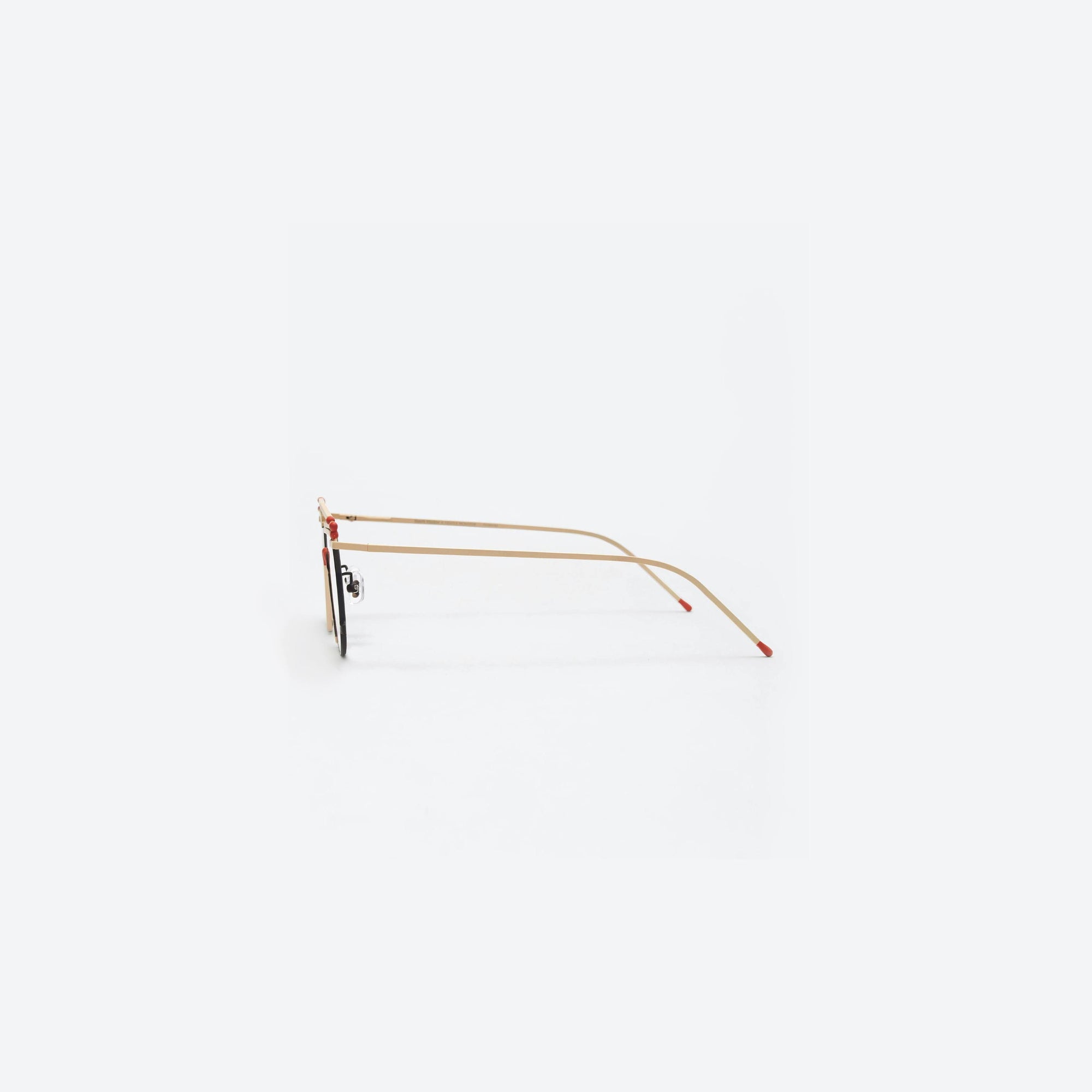 A detailed right view of Gentle Monster Henrik Vibskov - Matches Glasses MA1 Black Metal framed Round sunglasses.
