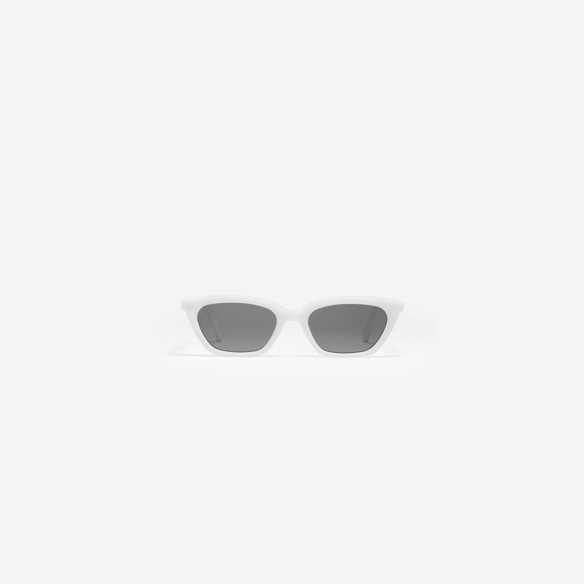 A front view of Gentle Monster Loti W2 White Acetate framed Cat-eye sunglasses.