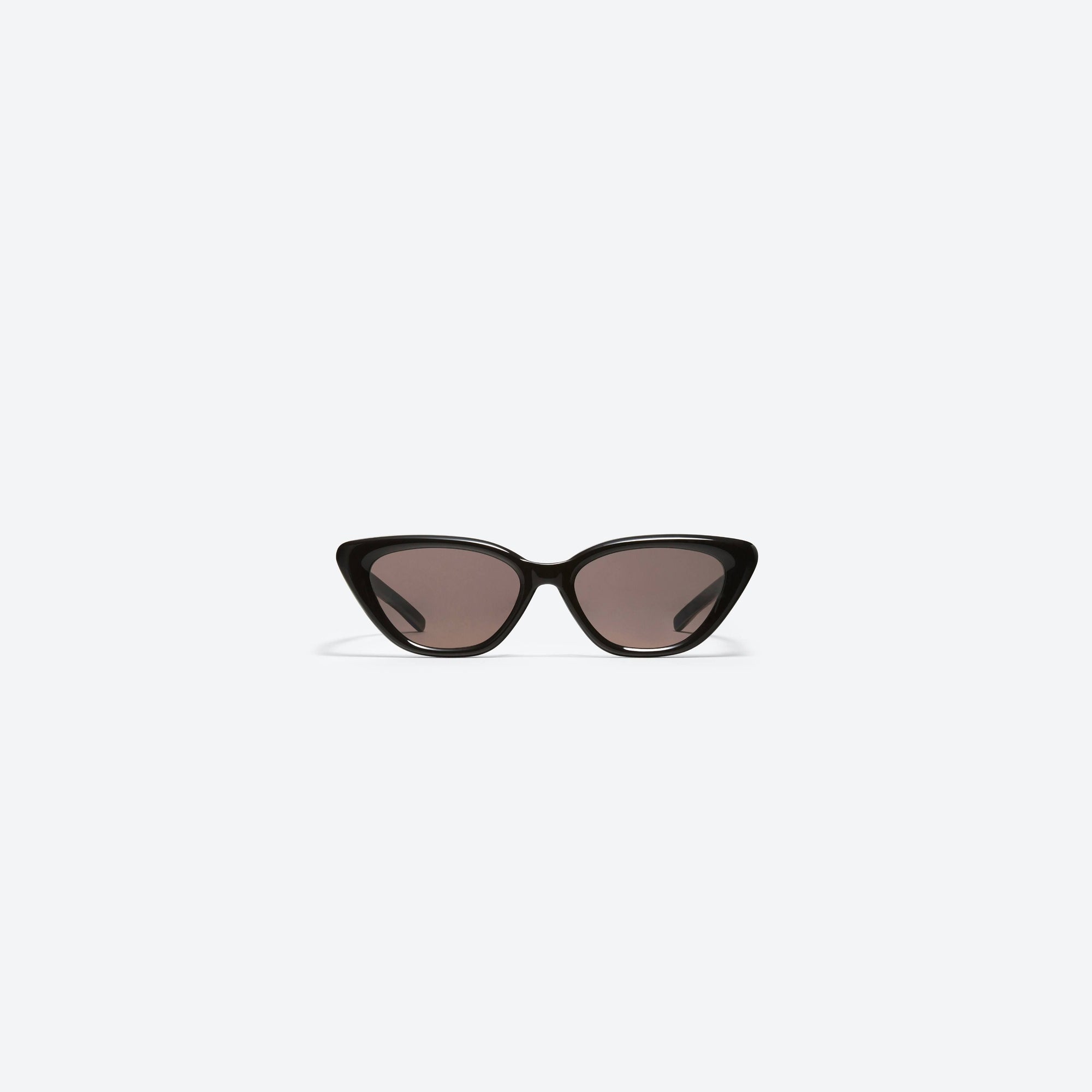 A front view of Gentle Monster Sound Net BR2 Brown Acetate framed Cat-eye sunglasses.