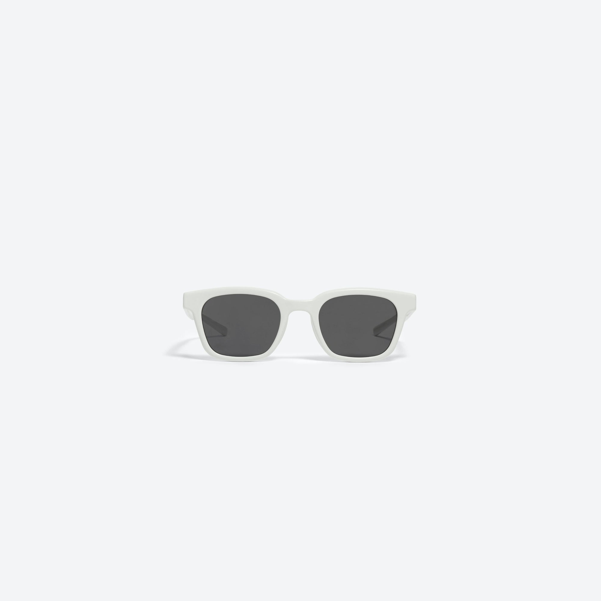 A front view of Gentle Monster Maison Margiela - MM006 W2 White Acetate framed Square sunglasses.