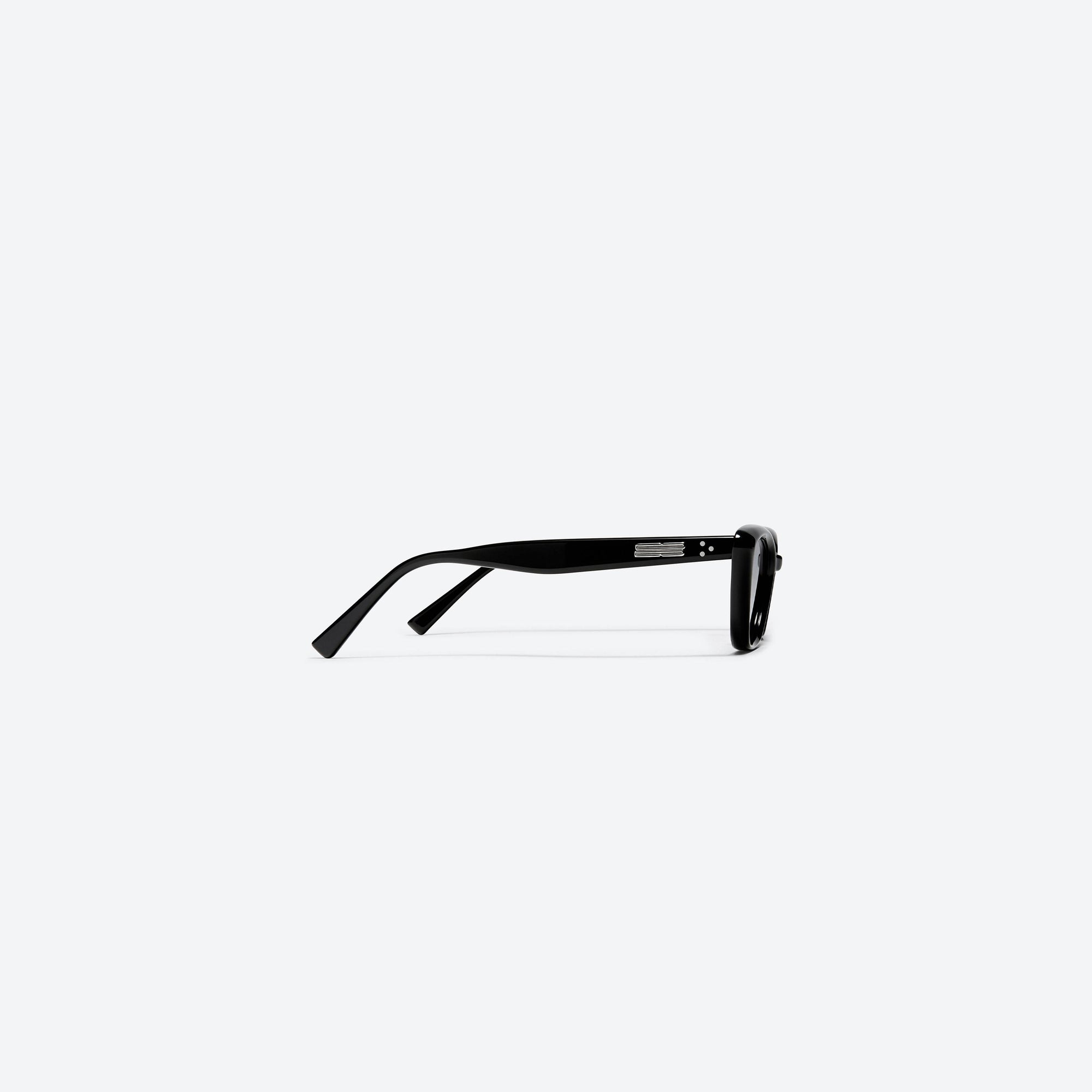 A detailed right view of Gentle Monster Terra Cotta 01 Black Acetate framed Cat-eye sunglasses.