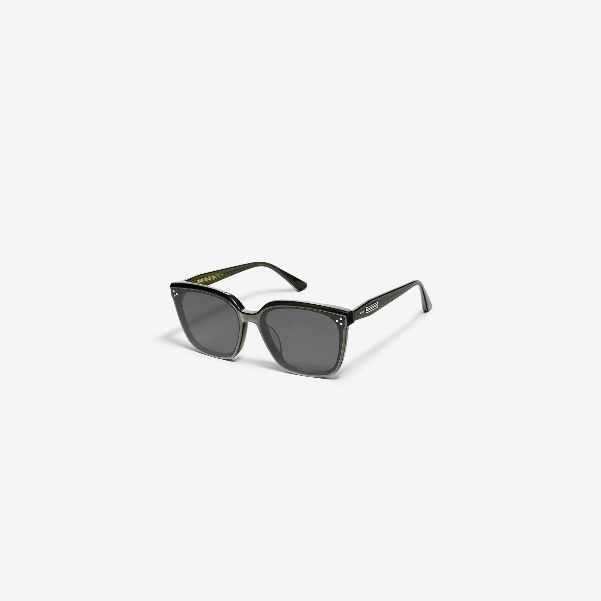 45-degree view of Gentle Monster Palette KC2 Green Acetate framed Square sunglasses.