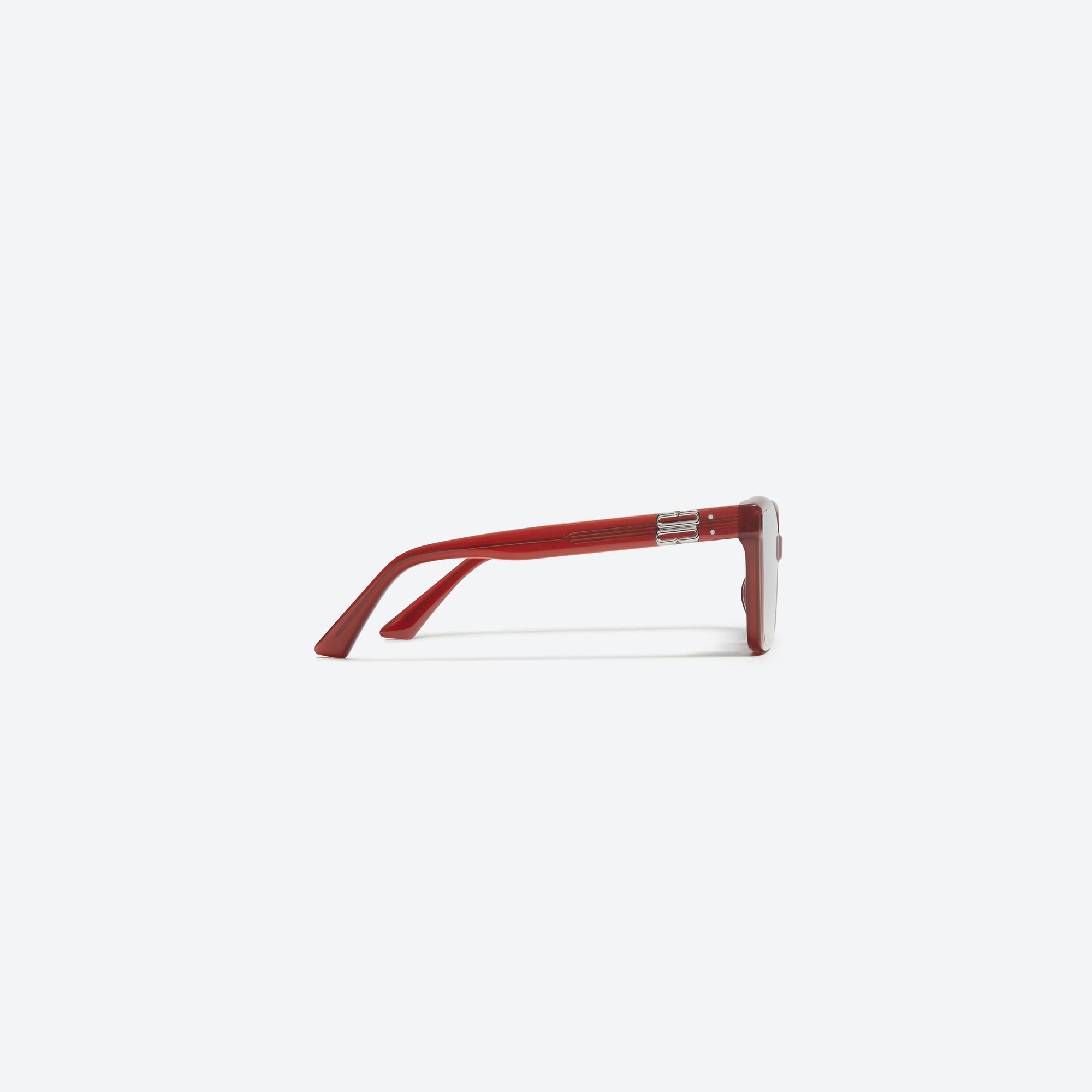 A detailed right view of Gentle Monster Oslo RD1 Red Acetate framed Square sunglasses.
