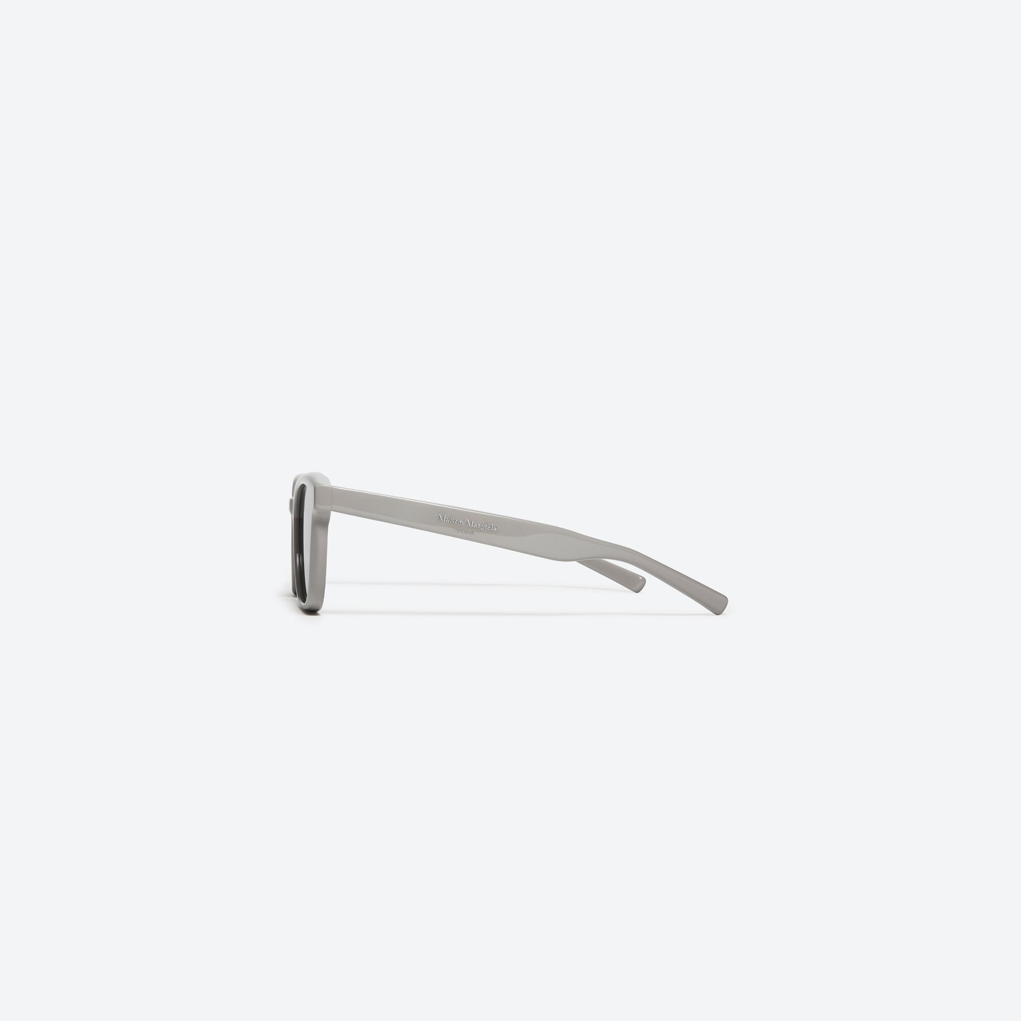 A detailed right view of Gentle Monster Maison Margiela - MM007 G10 Gray Acetate framed Square sunglasses.