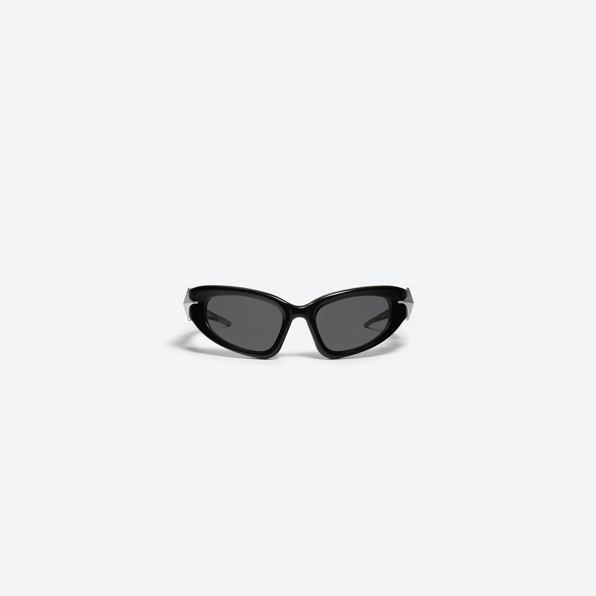 A front view of Gentle Monster Paso 01 Black Acetate framed Wraparound sunglasses.