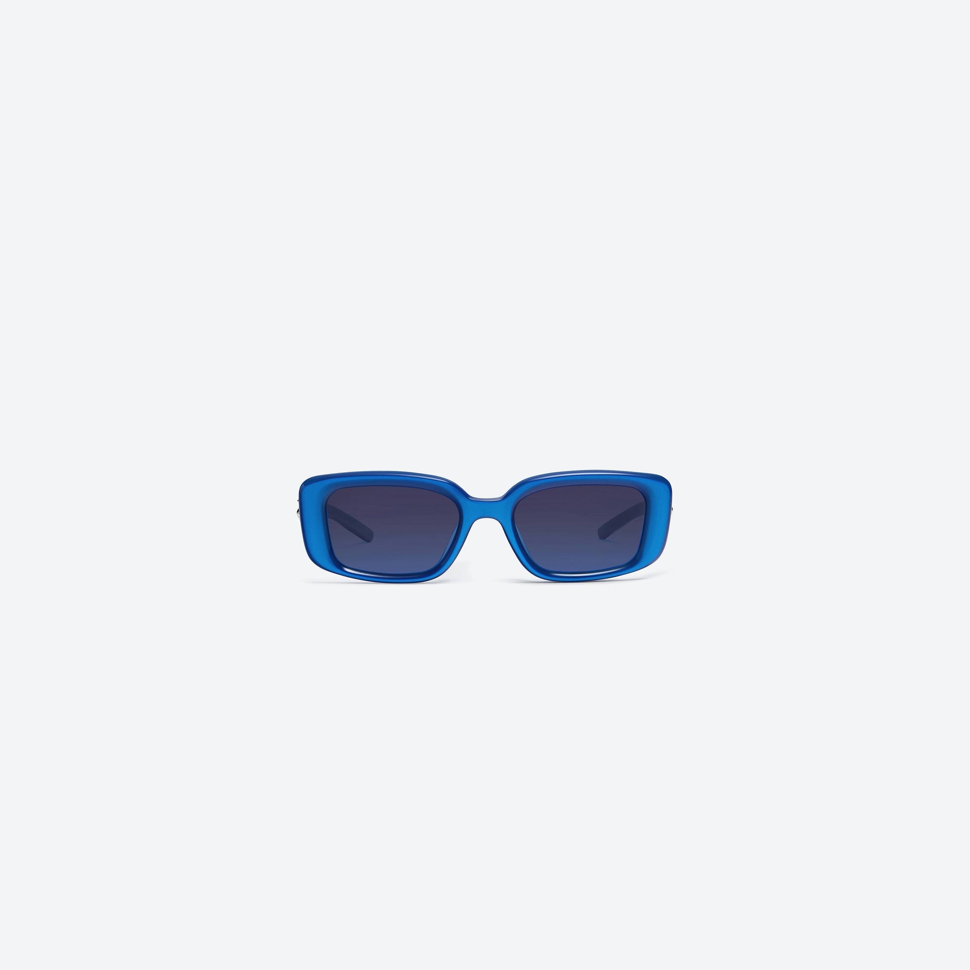 A front view of Gentle Monster Antena BL3 Blue Acetate framed Square sunglasses.