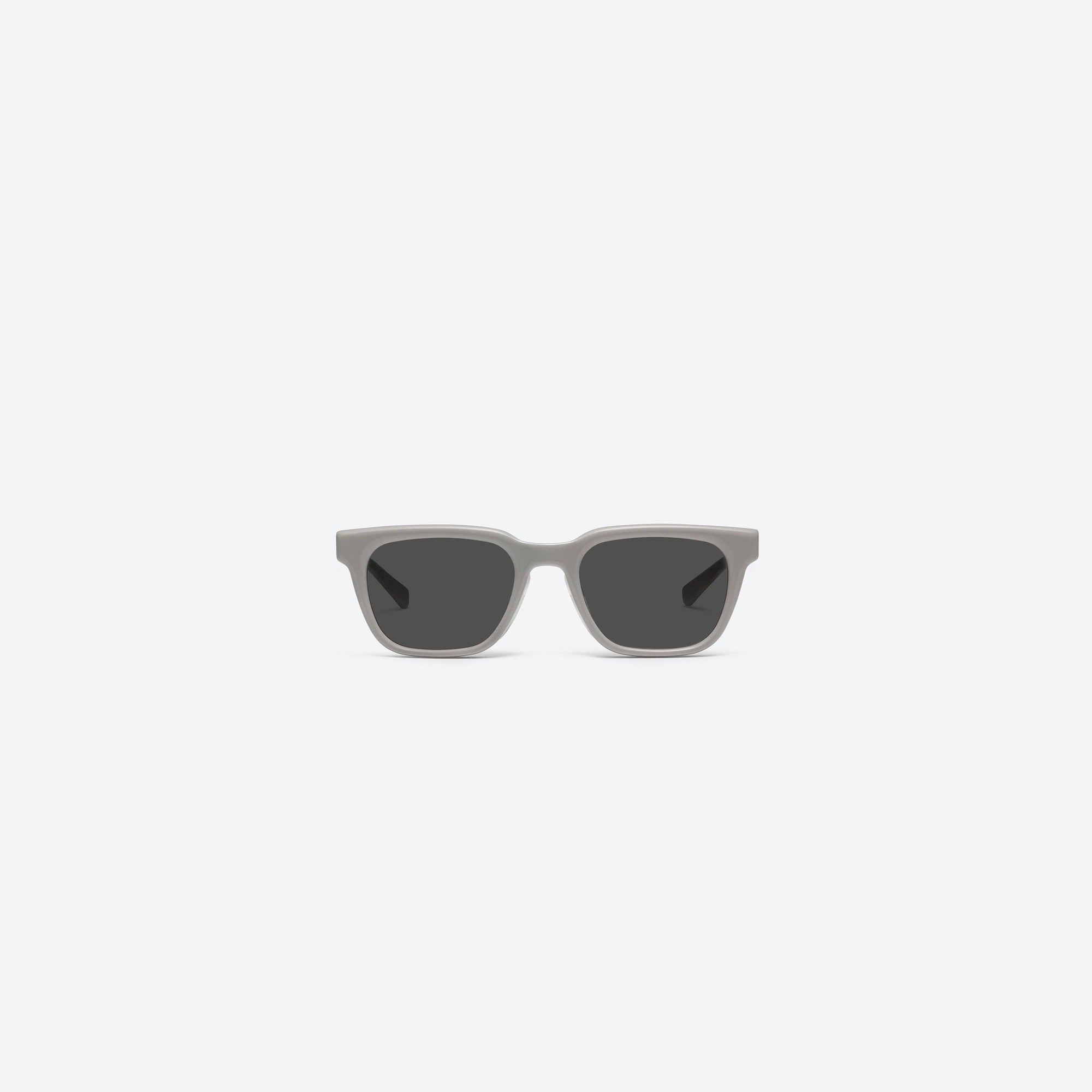 A front view of Gentle Monster Maison Margiela - MM110 G10 Gray Acetate framed Square sunglasses.