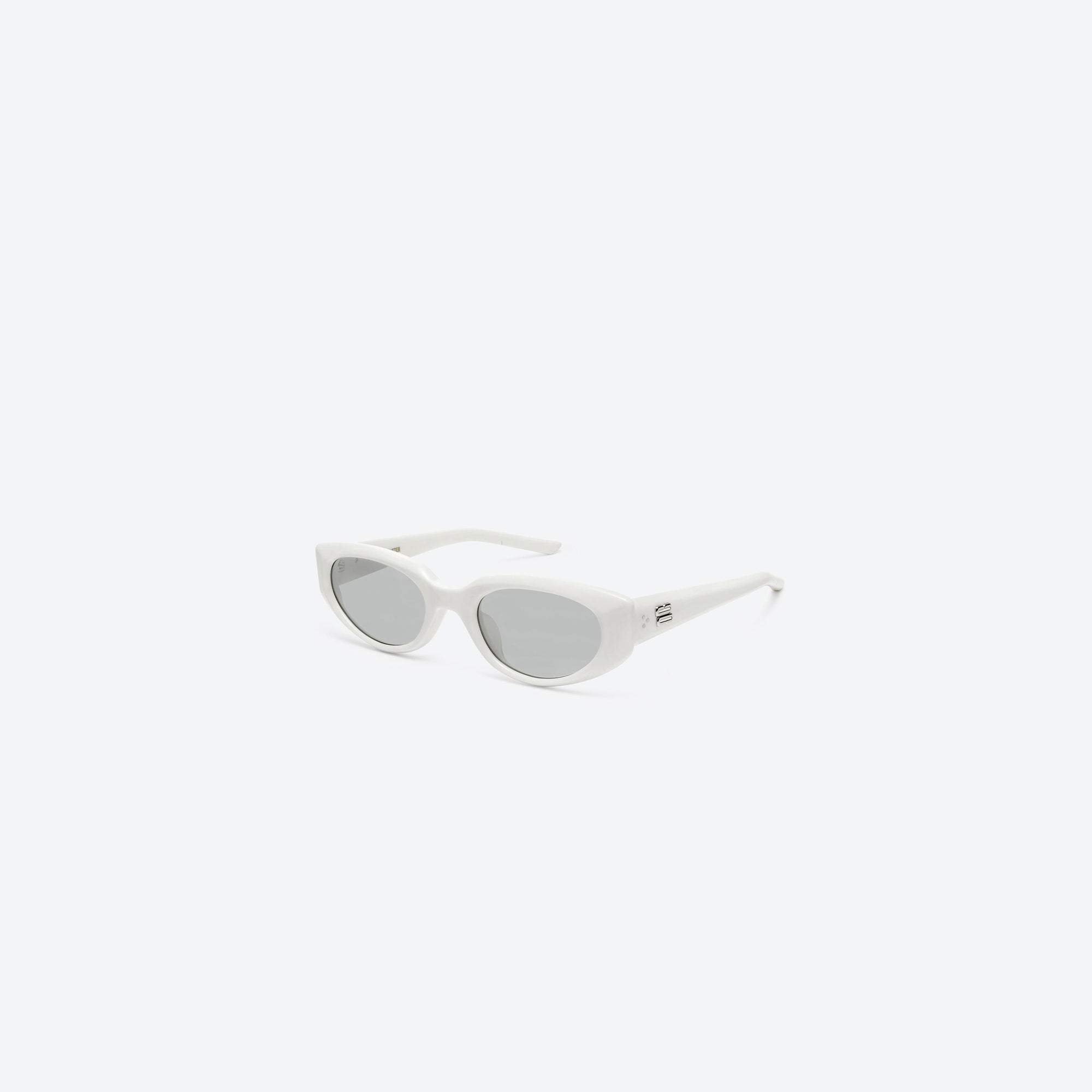 45-degree view of Gentle Monster Monta W2 White Acetate framed Square sunglasses.