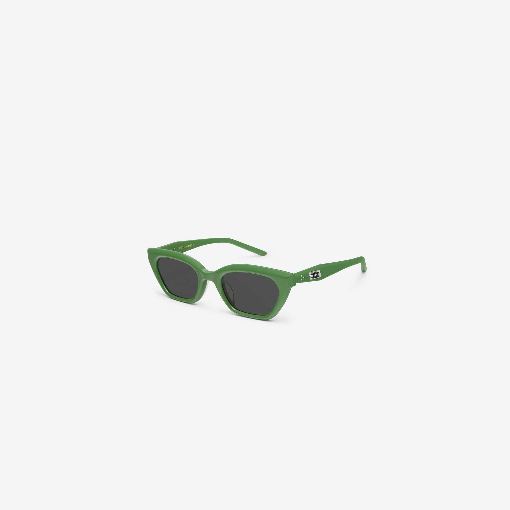 45-degree view of Gentle Monster Nonn GR7 Green Acetate framed Cat-eye sunglasses.