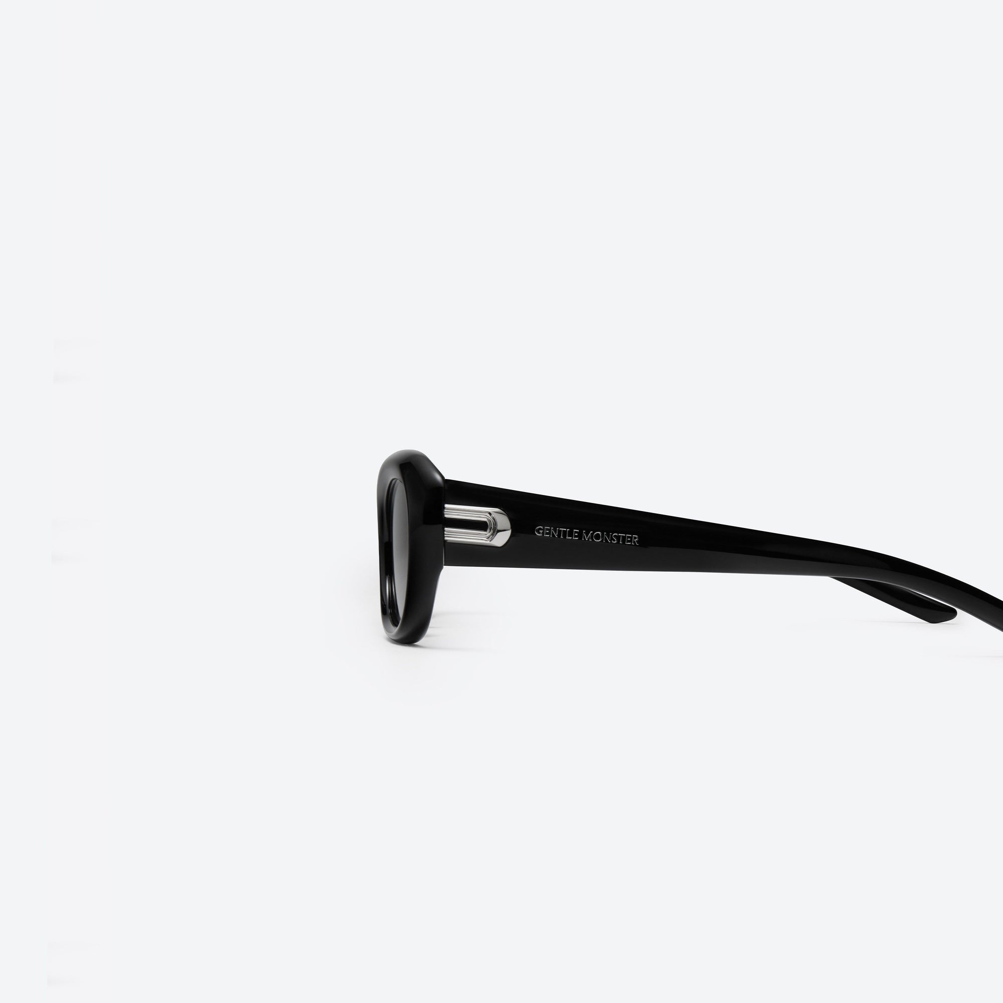 A detailed left view of Gentle Monster Savage 01 Black Acetate framed Square sunglasses.