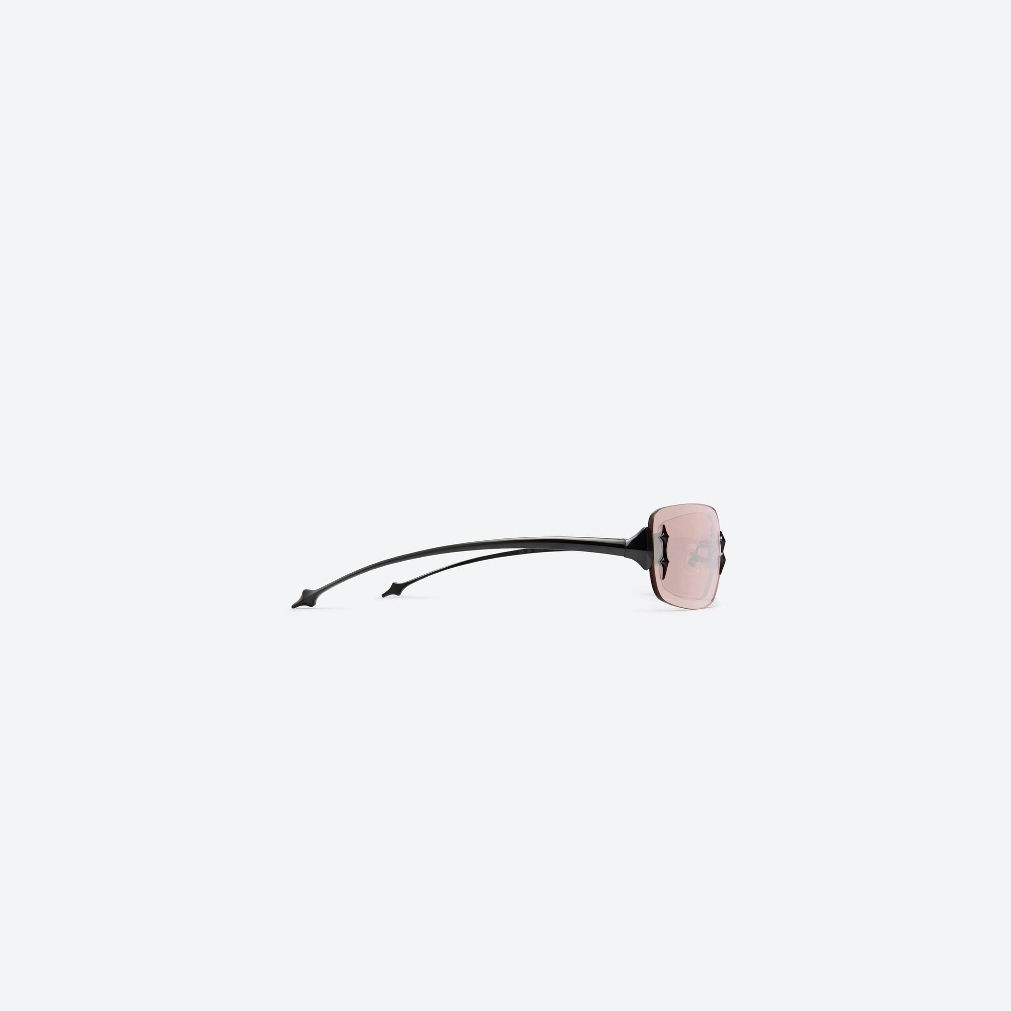 A detailed right view of Gentle Monster Ttl 01 Black Metal framed Square sunglasses.