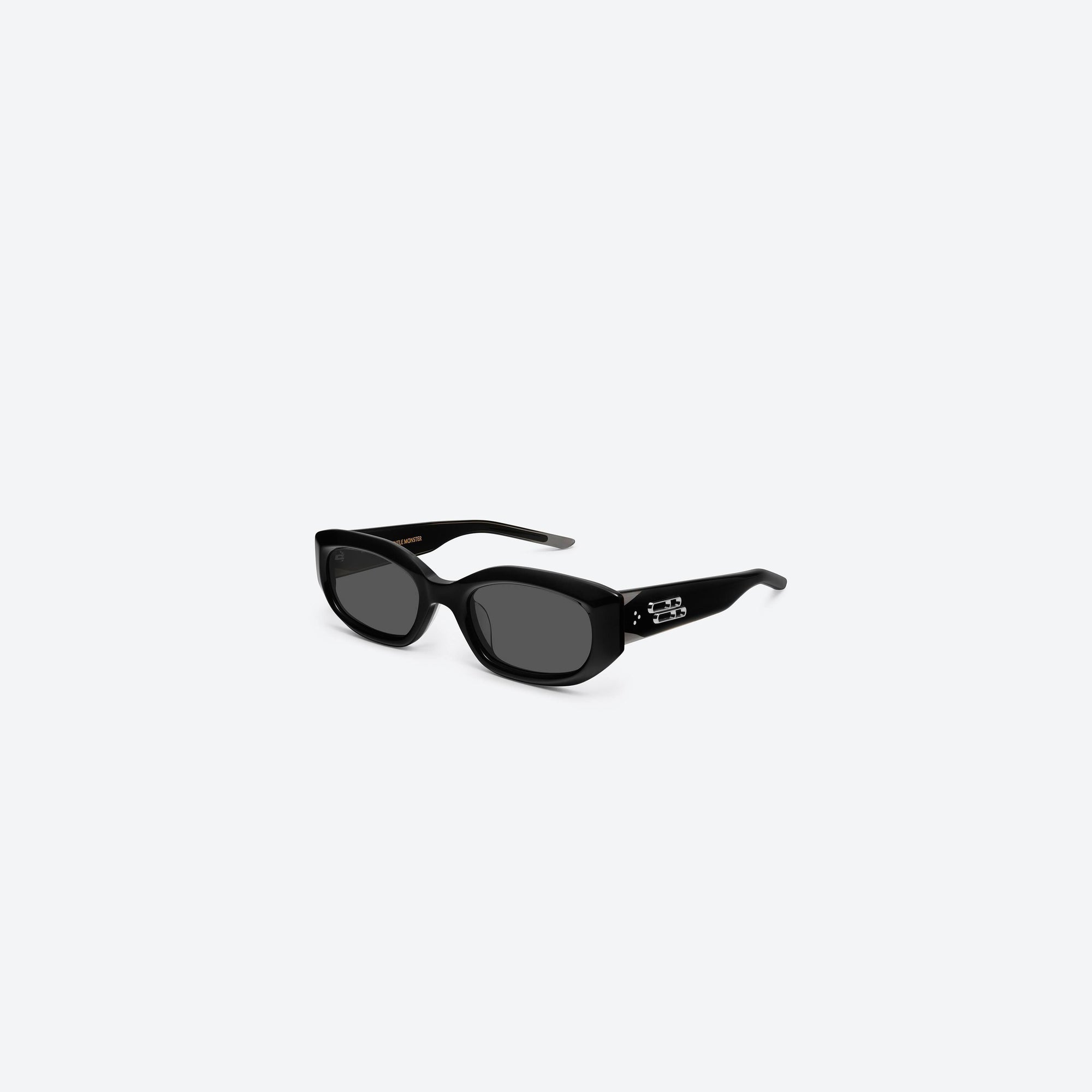 45-degree view of Gentle Monster Venom 01 Black Acetate framed Square sunglasses.