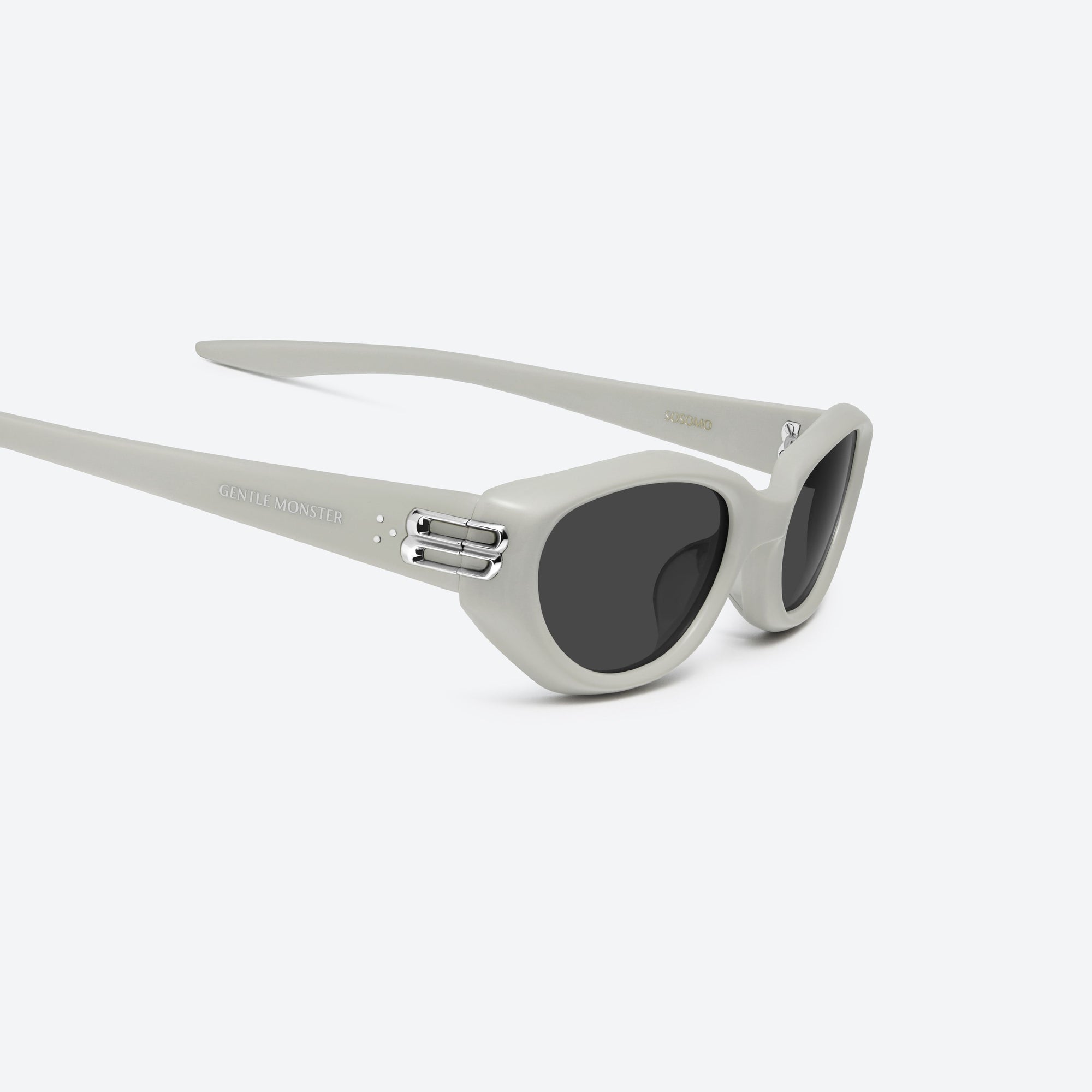 45-degree detailed view of Gentle Monster Sosomo G12 Gray Acetate framed Oval sunglasses.