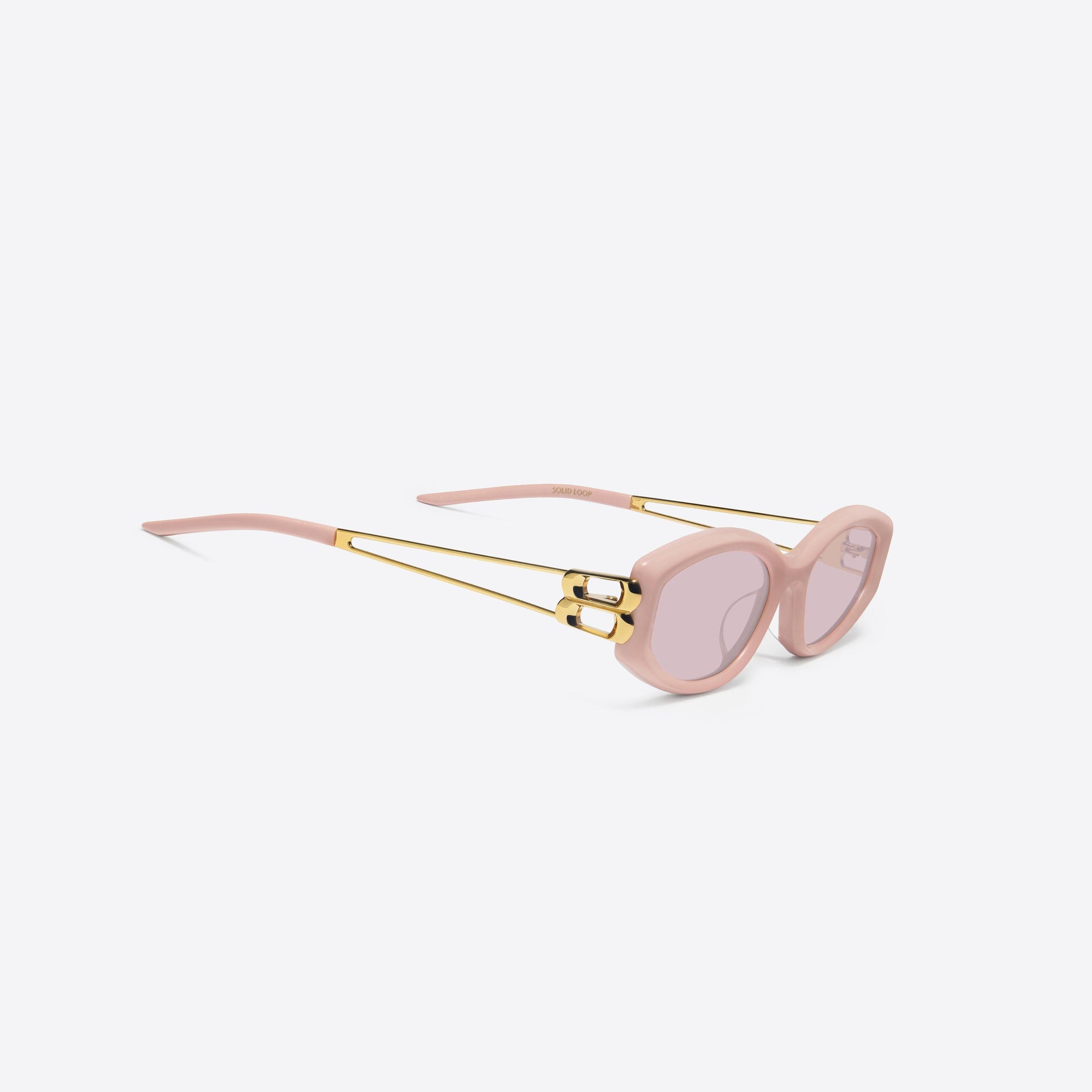 45-degree detailed view of Gentle Monster Solid Loop P7 Pink Mixed framed Square sunglasses.