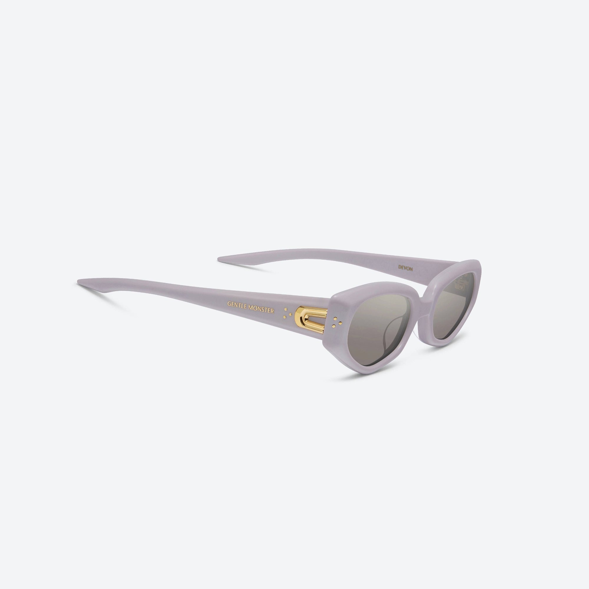 45-degree detailed view of Gentle Monster Devon V4 Purple Acetate framed Cat-eye sunglasses.
