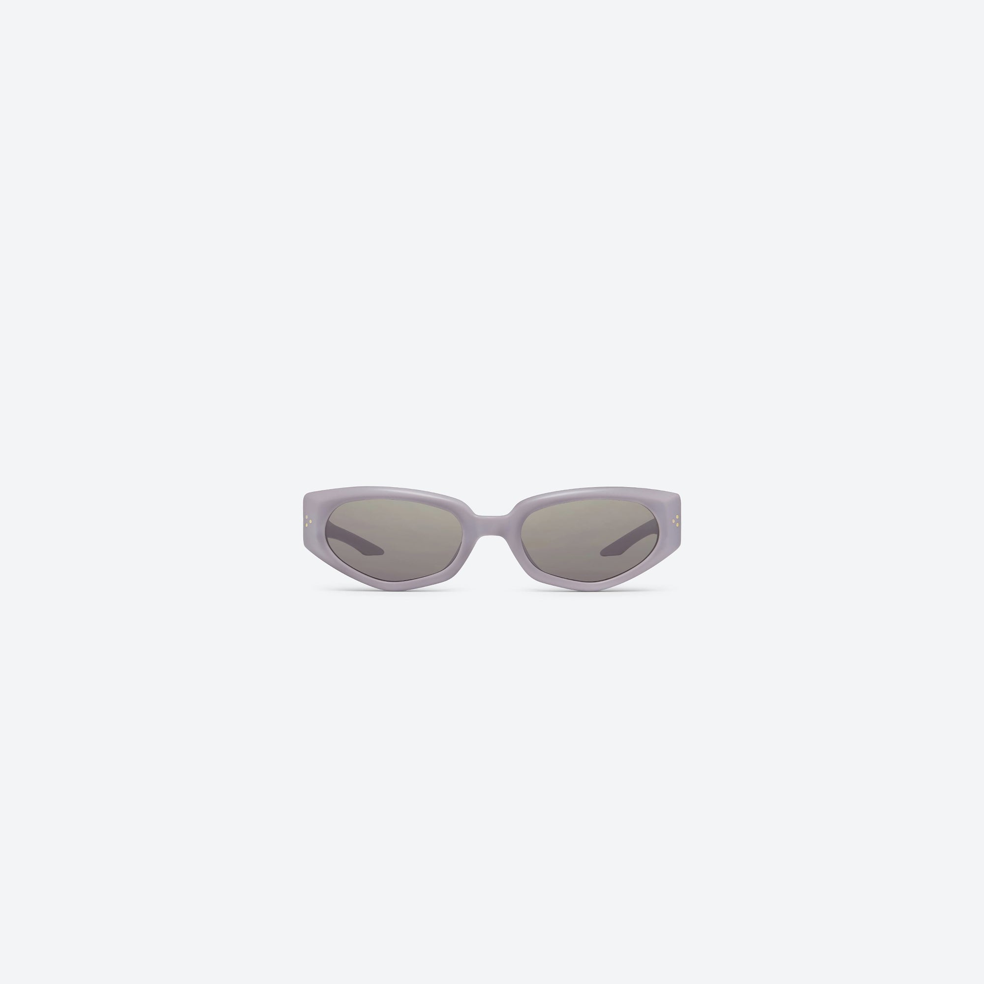 A front view of Gentle Monster Devon V4 Purple Acetate framed Cat-eye sunglasses.