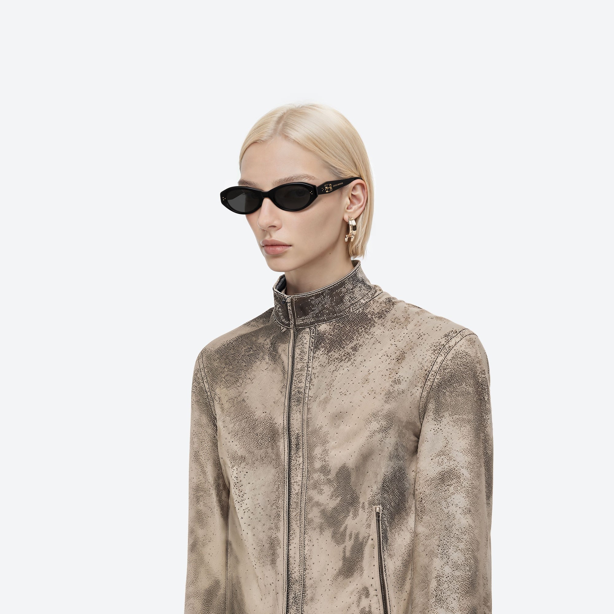 Model wearing the Vamp 01 Black Acetate framed Oval sunglasses.