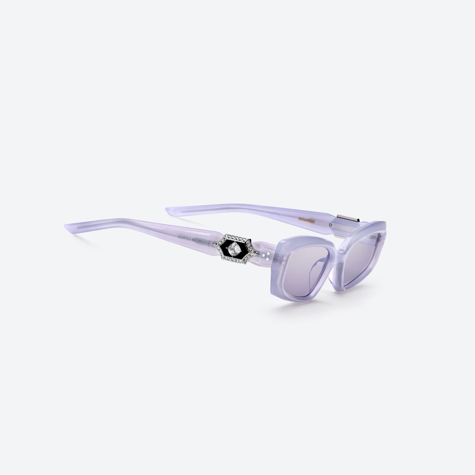 45-degree detailed view of Gentle Monster Demond VC7 Purple Acetate framed Square sunglasses.