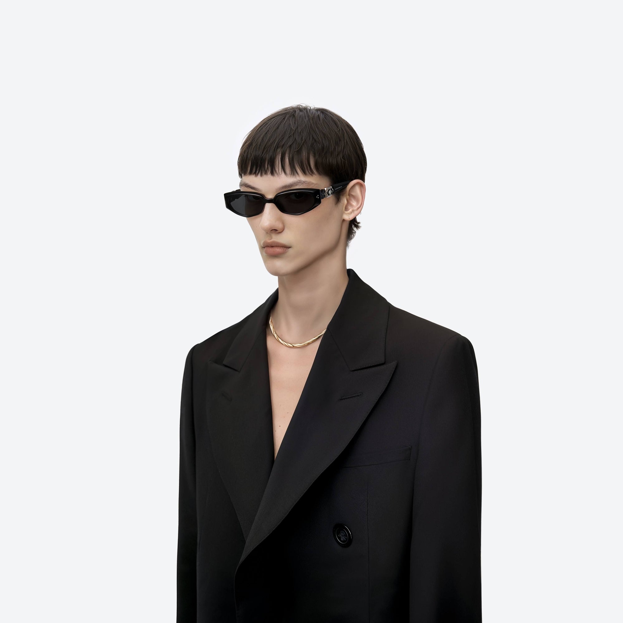 Model wearing the Ruvy Van 01 Black Acetate framed Cat-eye sunglasses.