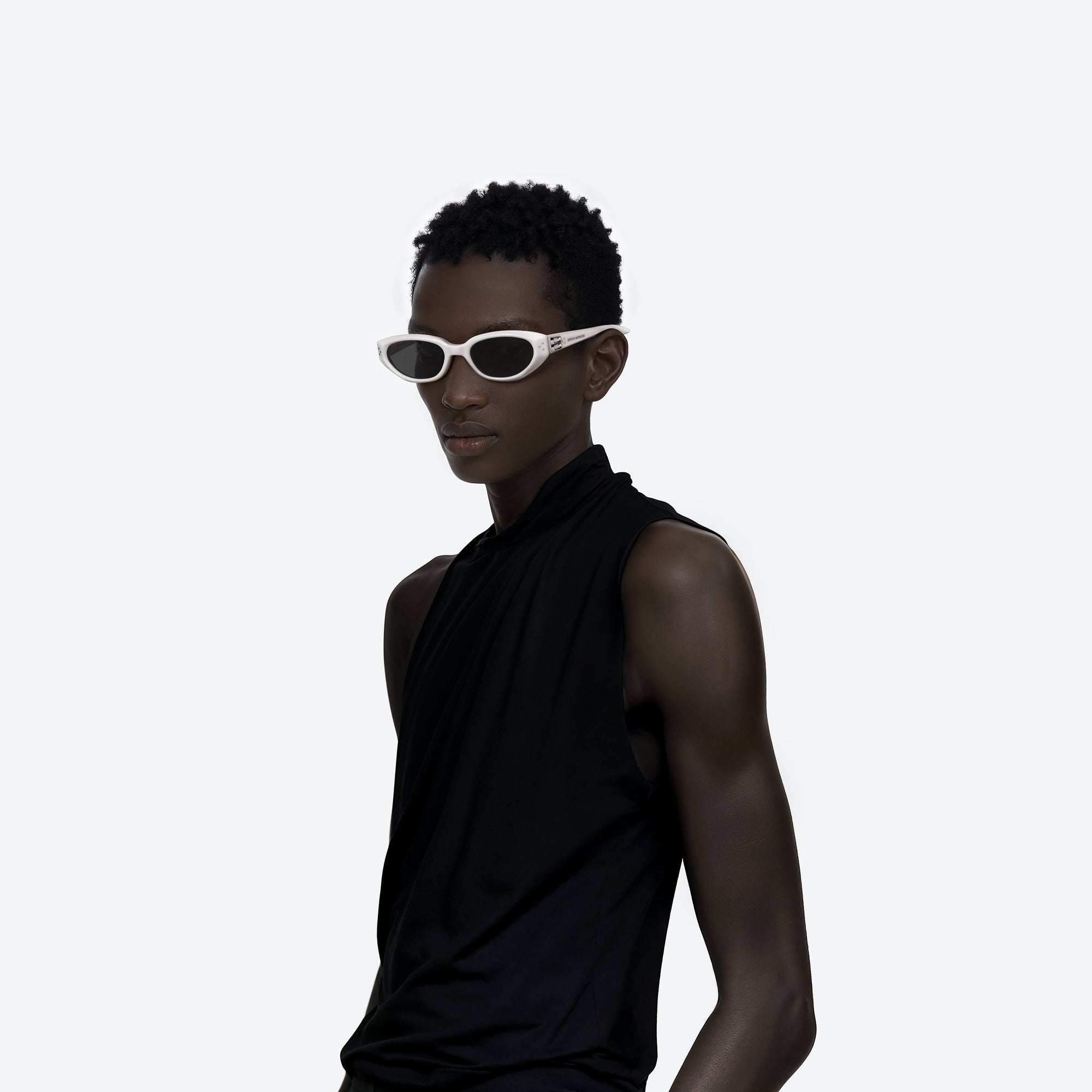 Model wearing the Duns W2 White Acetate framed Cat-eye sunglasses.