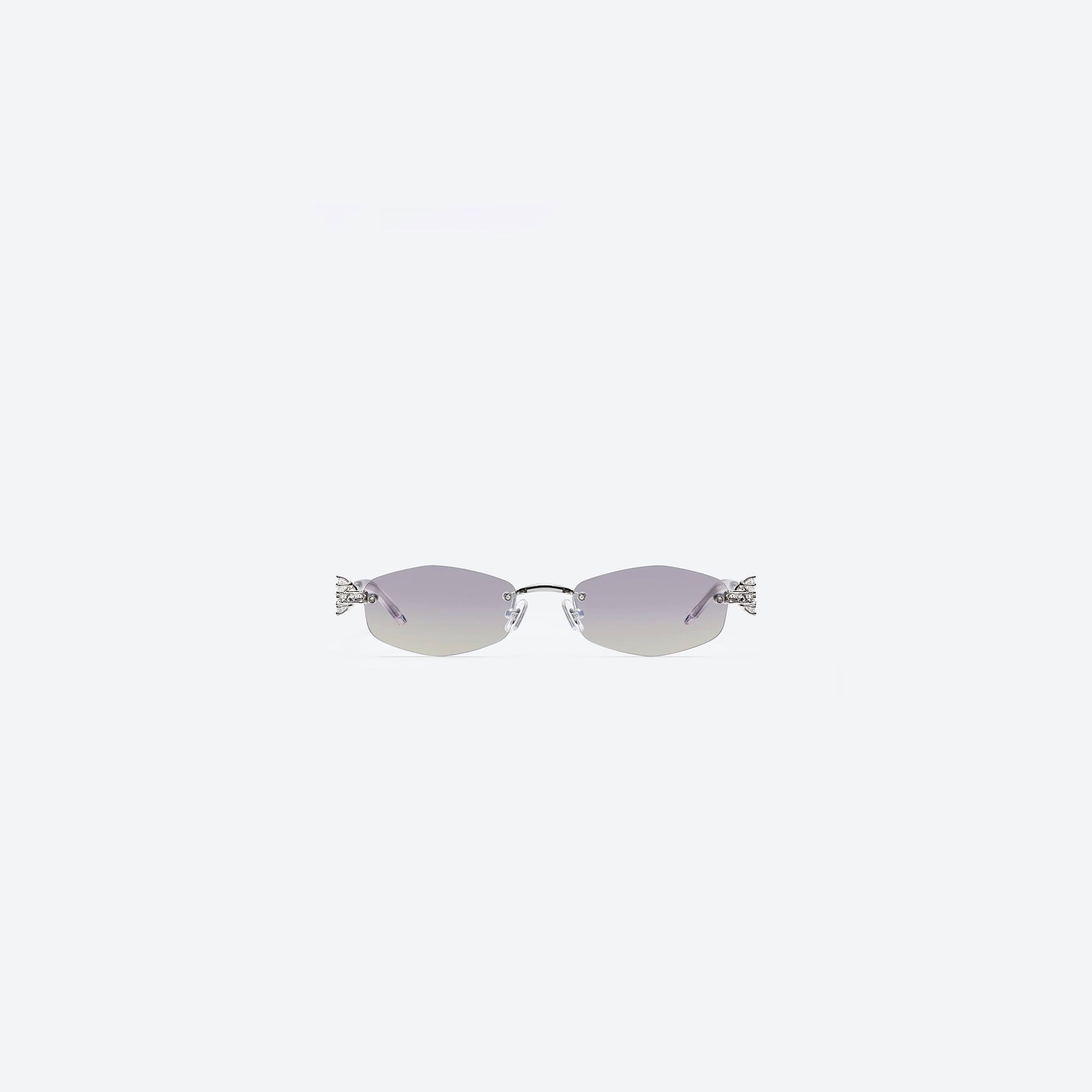 A front view of Gentle Monster Glitz 02(VYG) Silver Metal framed Oval sunglasses.