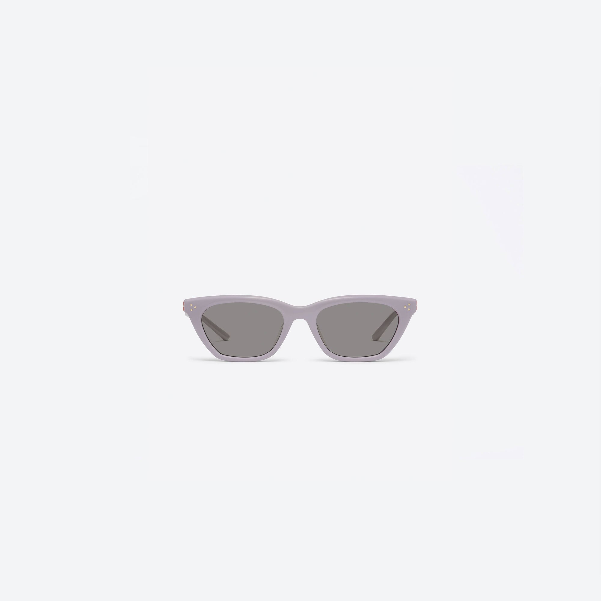 A front view of Gentle Monster Gisele V4 Purple Acetate framed Cat-eye sunglasses.