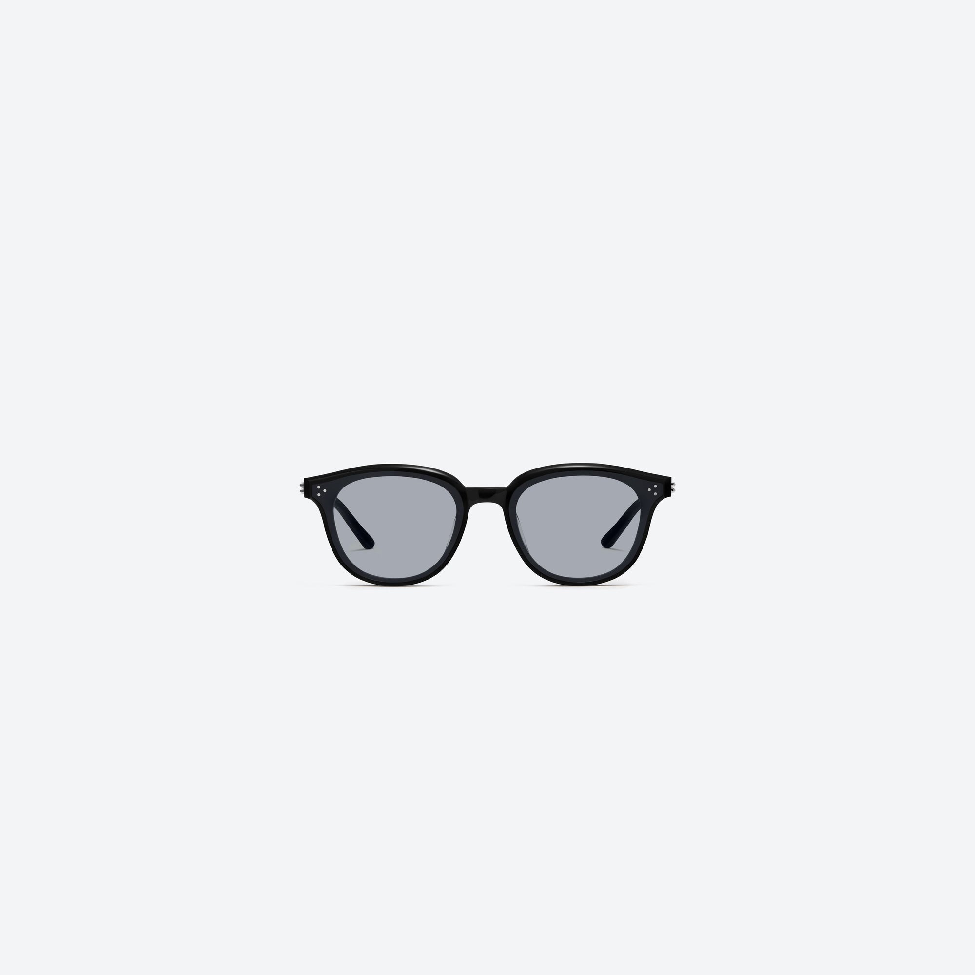 A front view of Gentle Monster Dean 01(G) Black Acetate framed Round sunglasses.