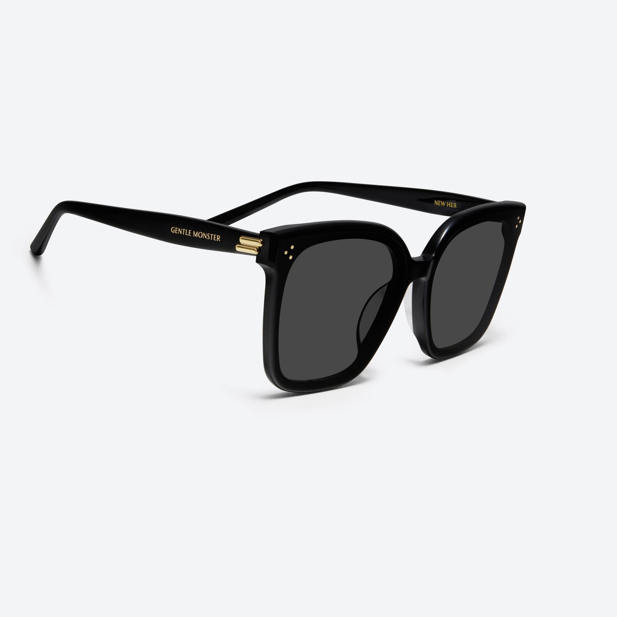 45-degree detailed view of Gentle Monster New Her 01 Black Acetate framed Square sunglasses.