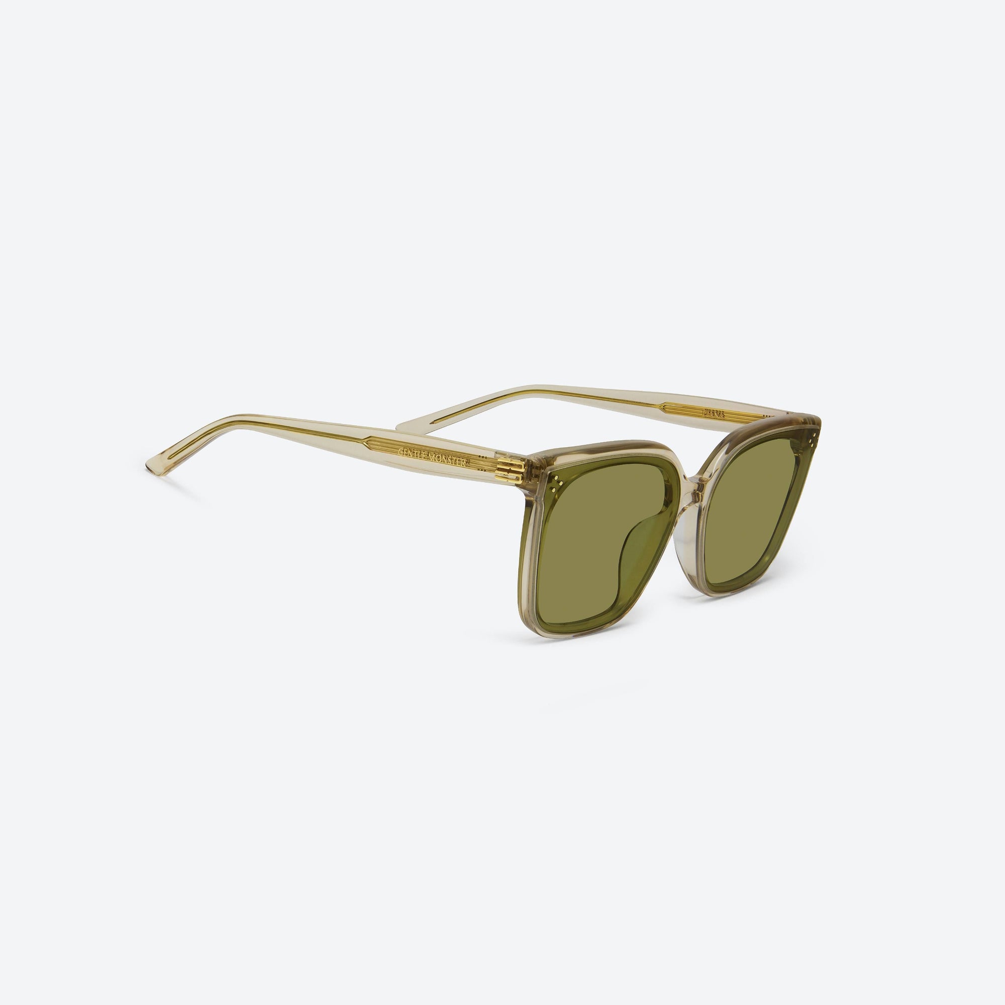 45-degree detailed view of Gentle Monster Piana BRC18 Brown Acetate framed Square sunglasses.