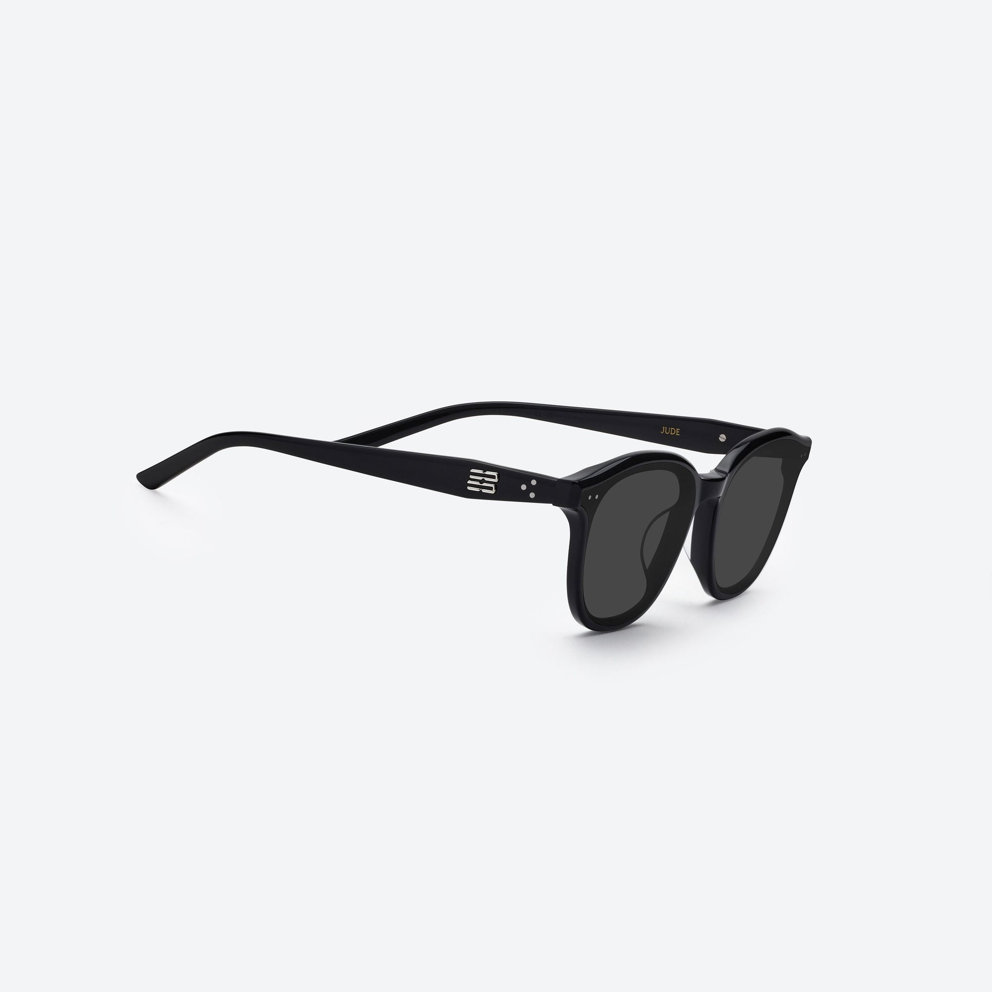 45-degree detailed view of Gentle Monster Jude 01 Black Acetate framed Round sunglasses.