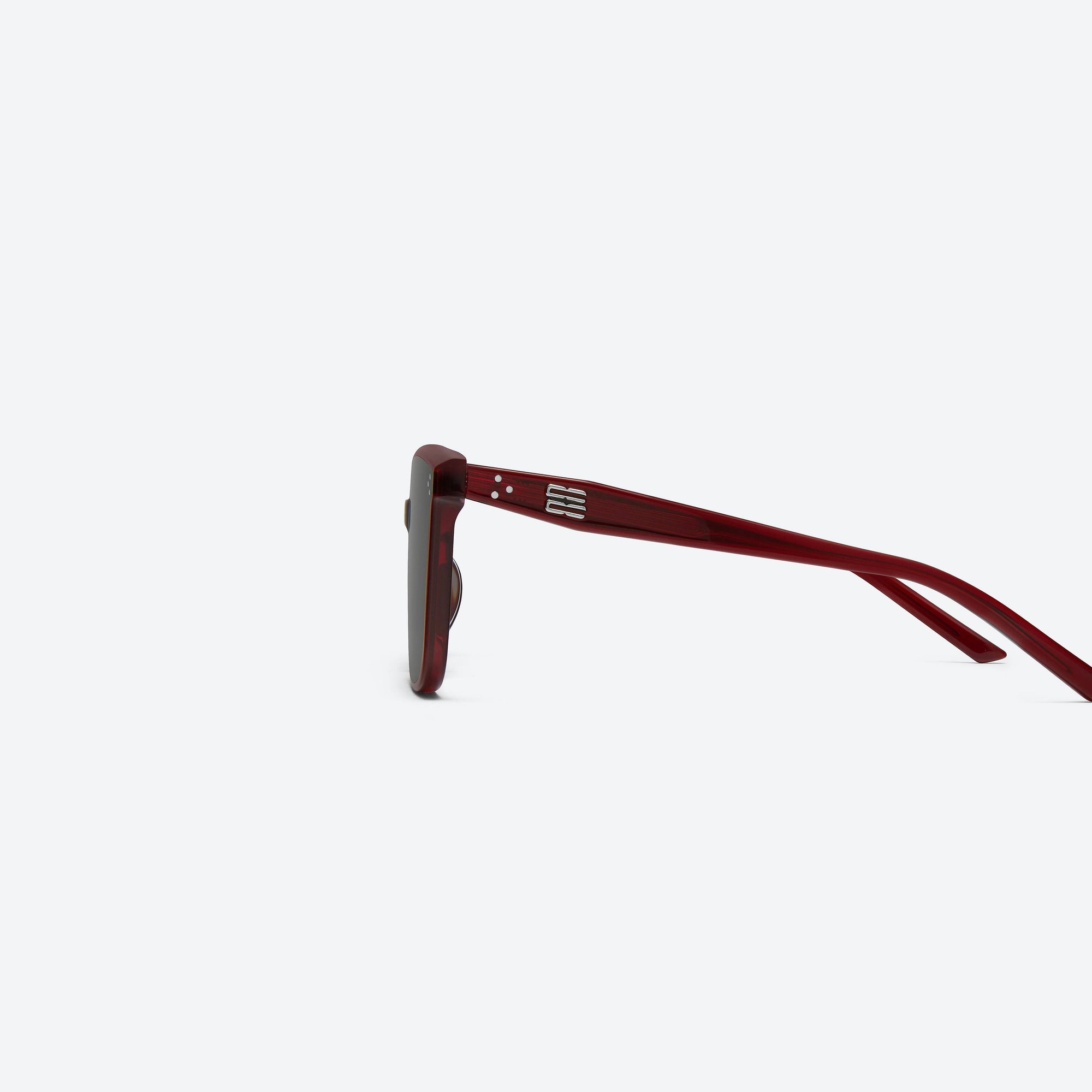 A detailed left view of Gentle Monster Loloe RC3 Red Acetate framed Square sunglasses.