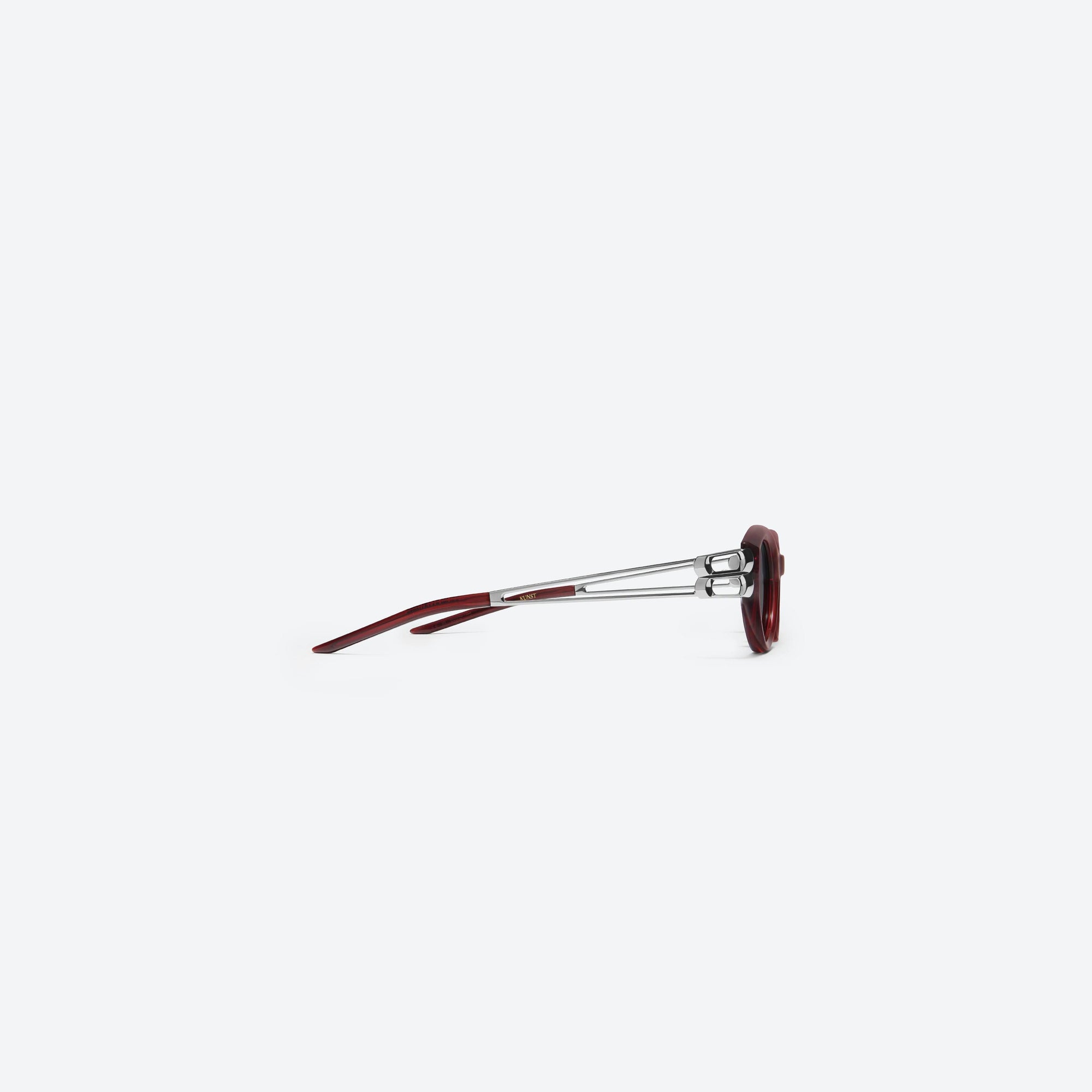 A detailed right view of Gentle Monster Kunst RC3 Red Mixed framed Cat-eye sunglasses.