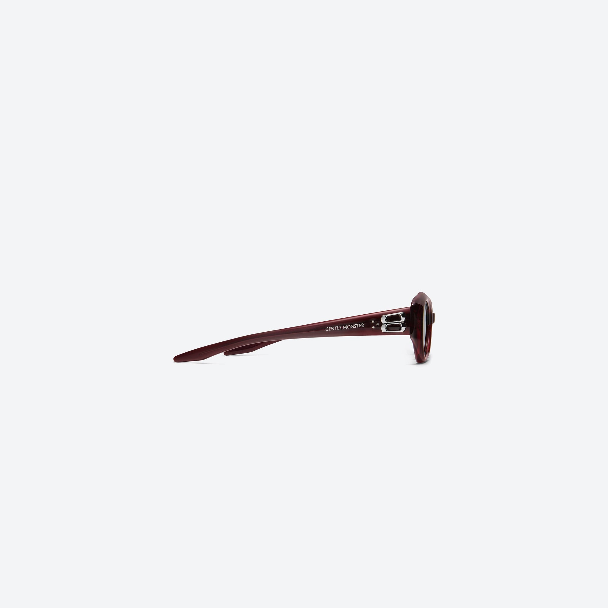 A detailed right view of Gentle Monster Miro RC3 Red Acetate framed Oval sunglasses.