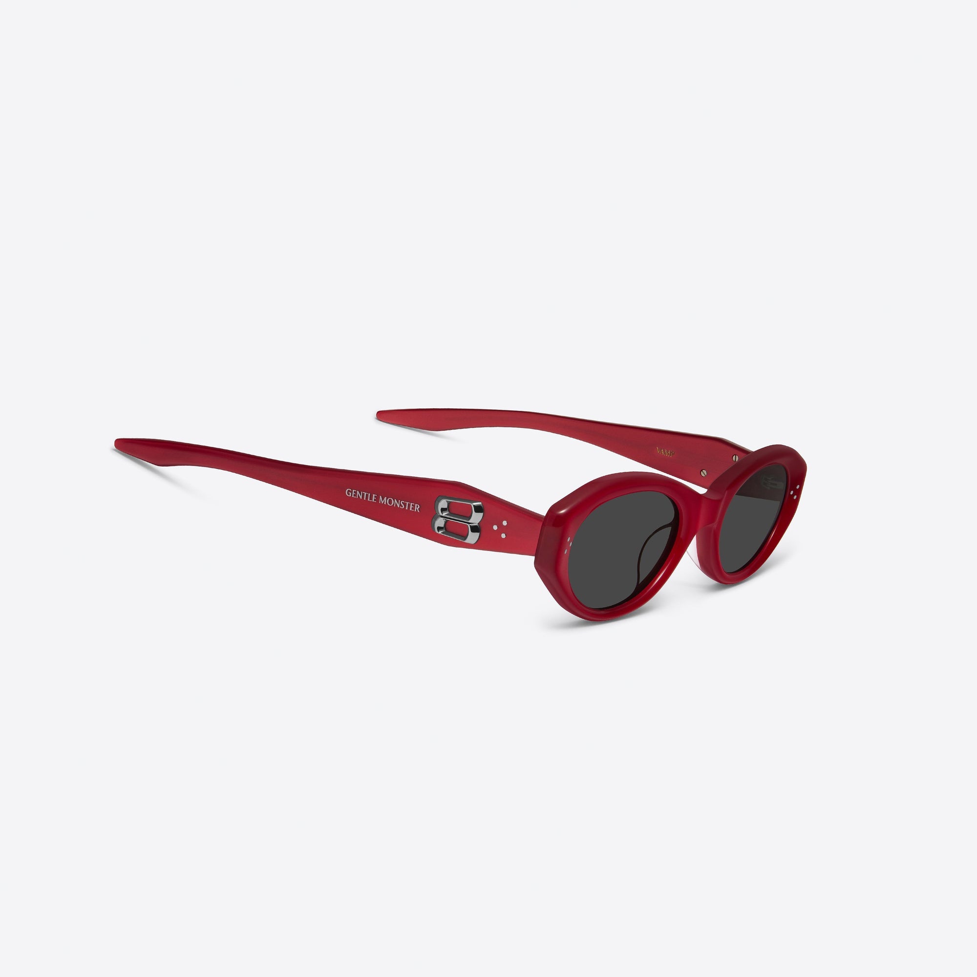 45-degree detailed view of Gentle Monster Vamp R6 Red Acetate framed Oval sunglasses.