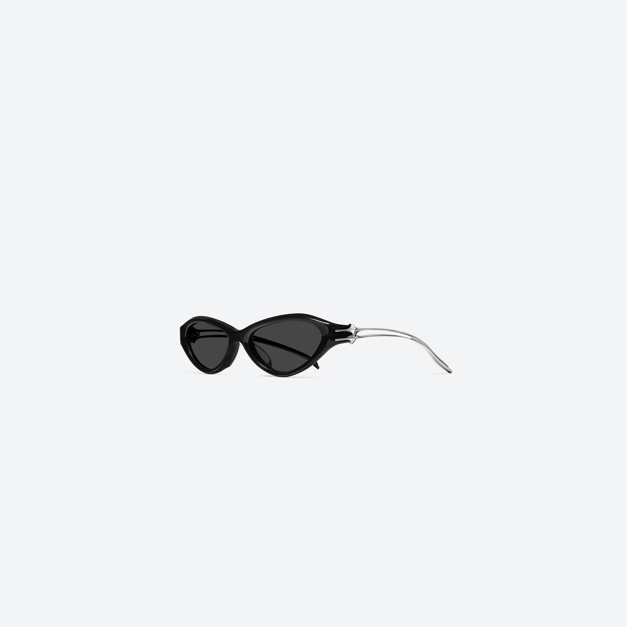 45-degree view of Gentle Monster Sequence 01 Black Mixed framed Wraparound sunglasses.