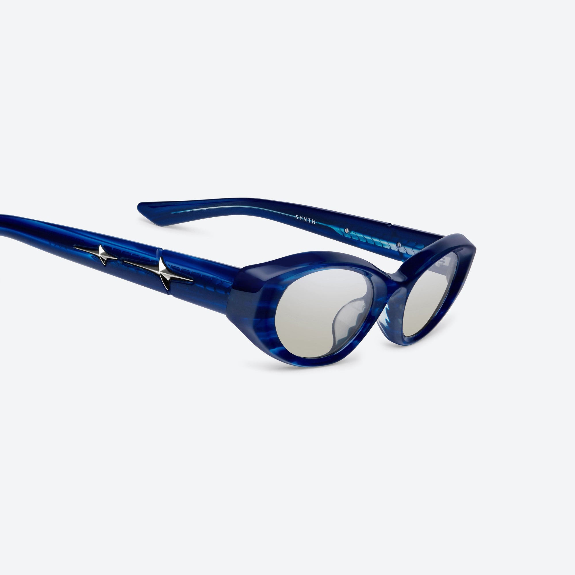 45-degree detailed view of Gentle Monster Synth BLD1 Blue Acetate framed Cat-eye sunglasses.