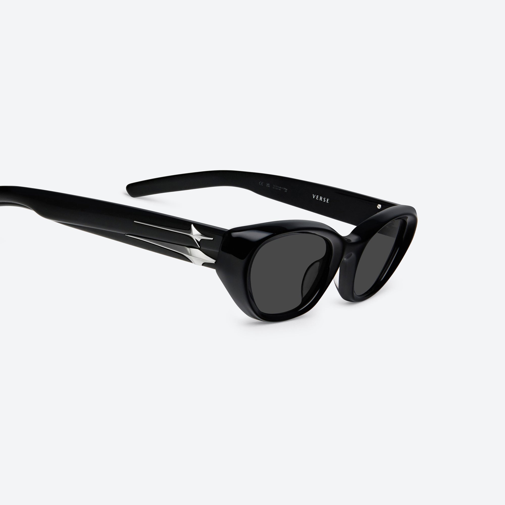 45-degree detailed view of Gentle Monster Verse 01 Black Acetate framed Cat-eye sunglasses.