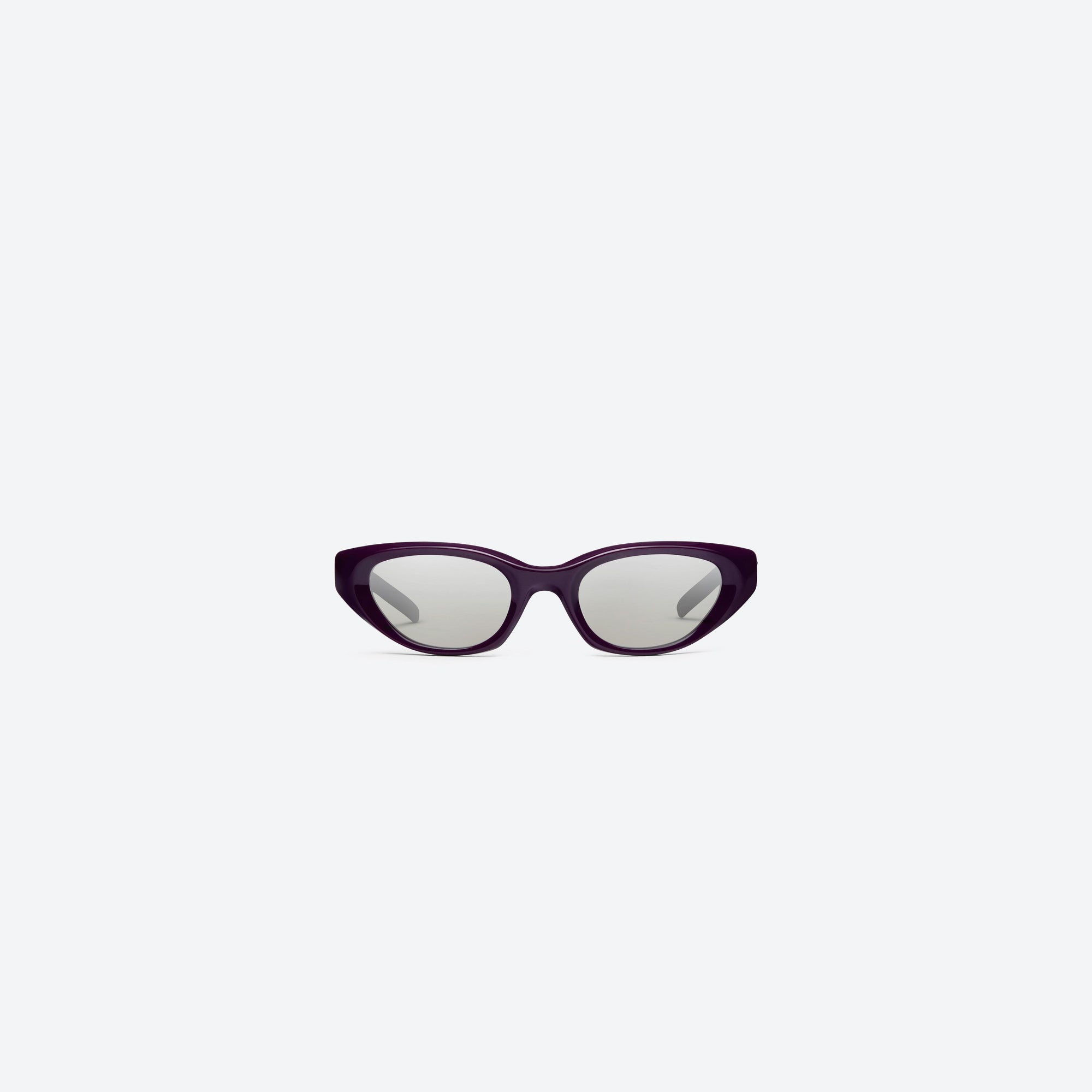A front view of Gentle Monster Verse R9 Red Acetate framed Cat-eye sunglasses.