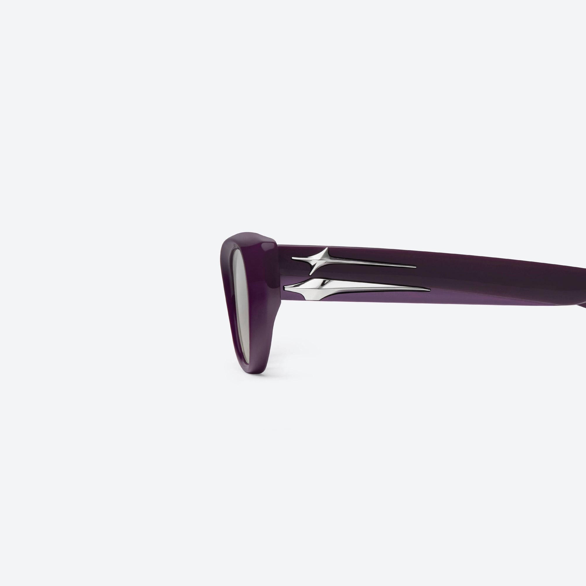 A detailed left view of Gentle Monster Verse R9 Red Acetate framed Cat-eye sunglasses.