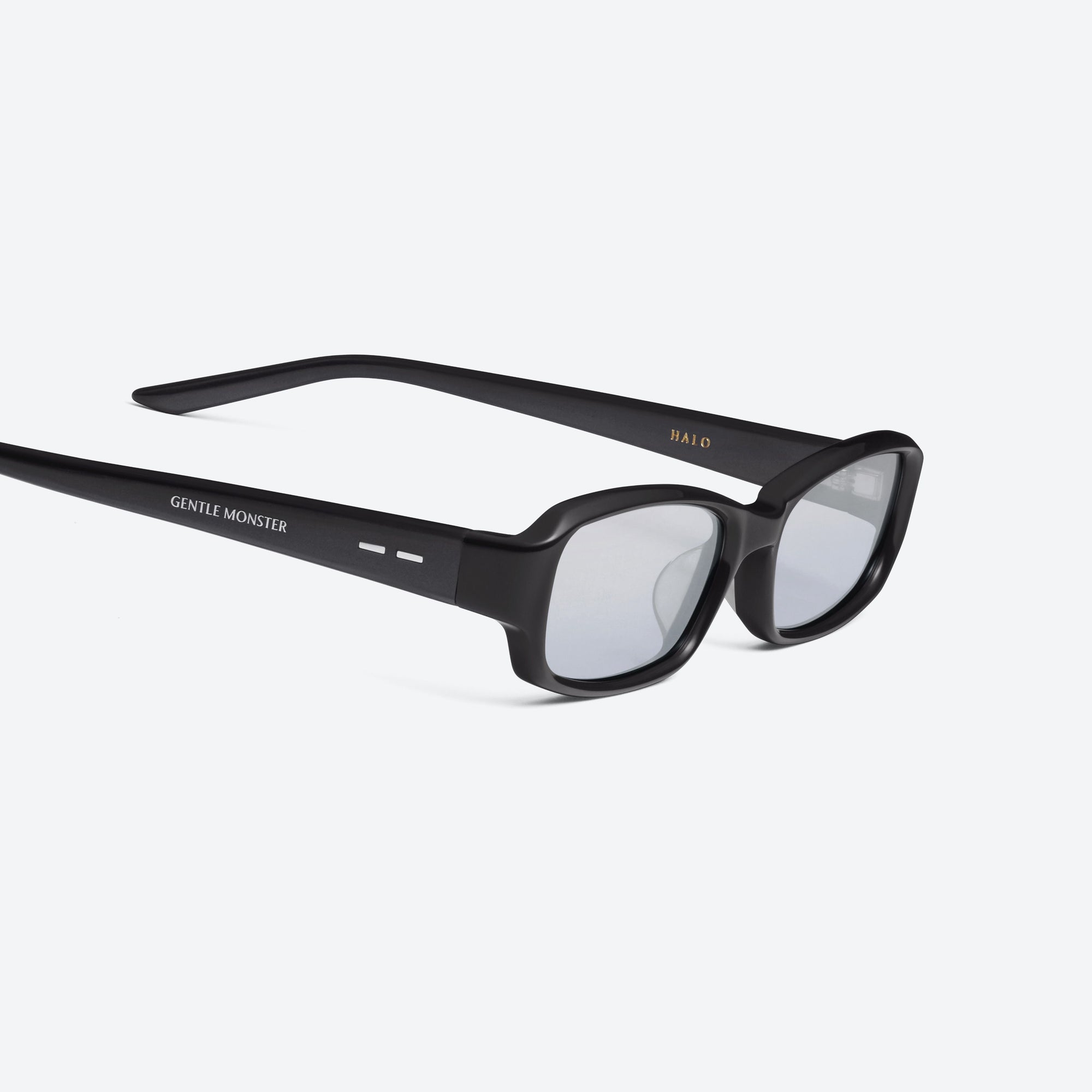 45-degree detailed view of Gentle Monster Halo G18 Gray Acetate framed Square sunglasses.