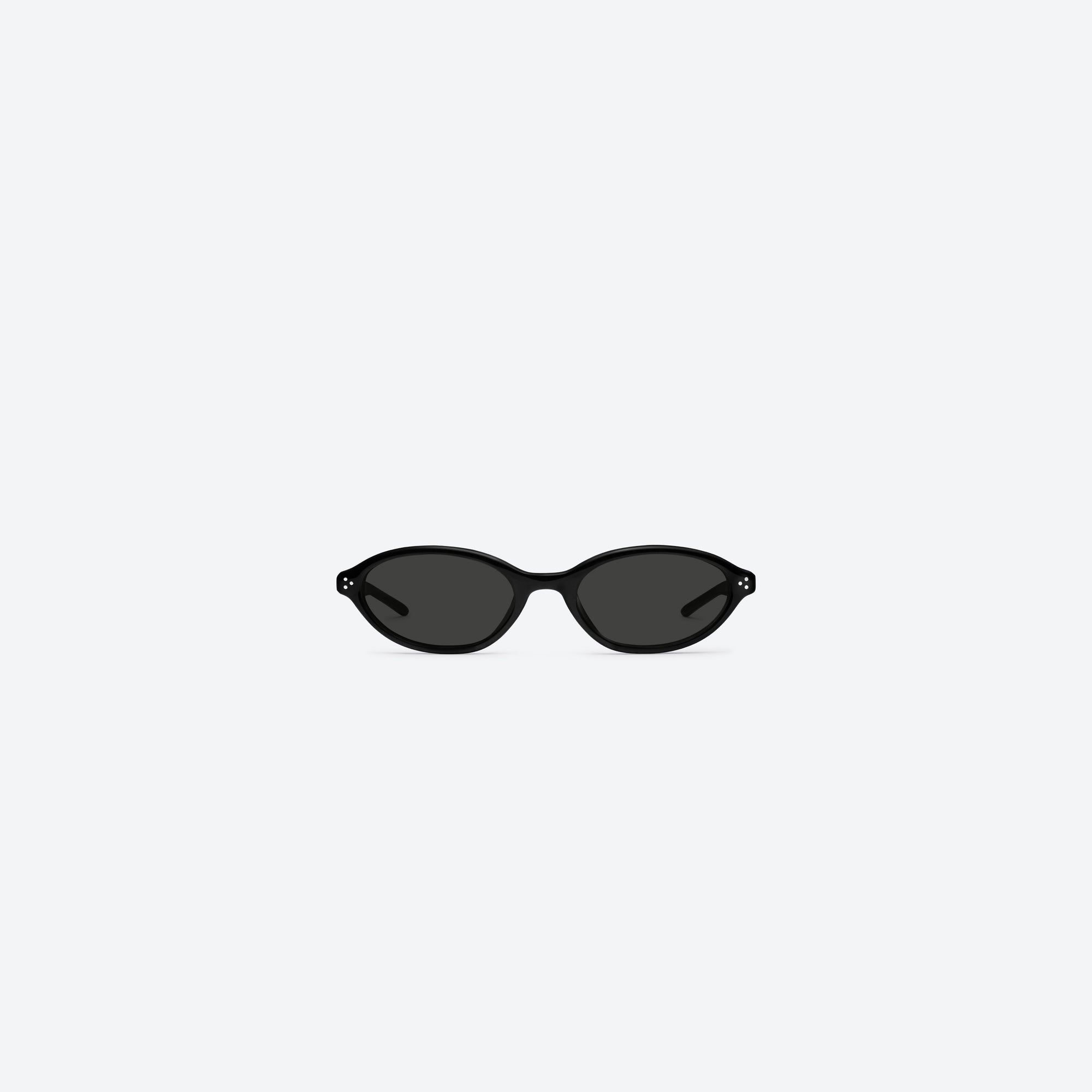 A front view of Gentle Monster La Cha 01 Black Acetate framed Round sunglasses.
