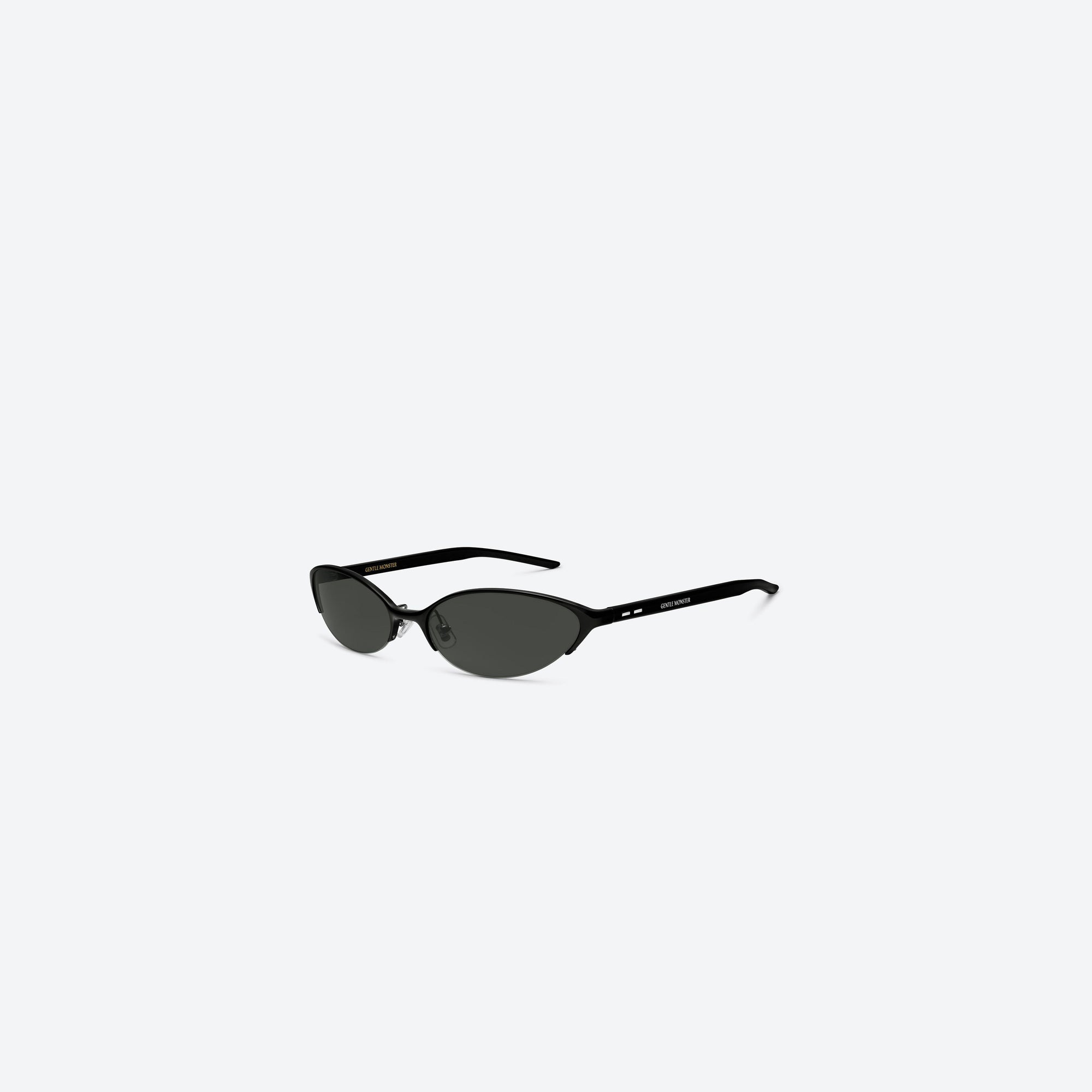 45-degree view of Gentle Monster Limes 01 Black Mixed framed Cat-eye sunglasses.