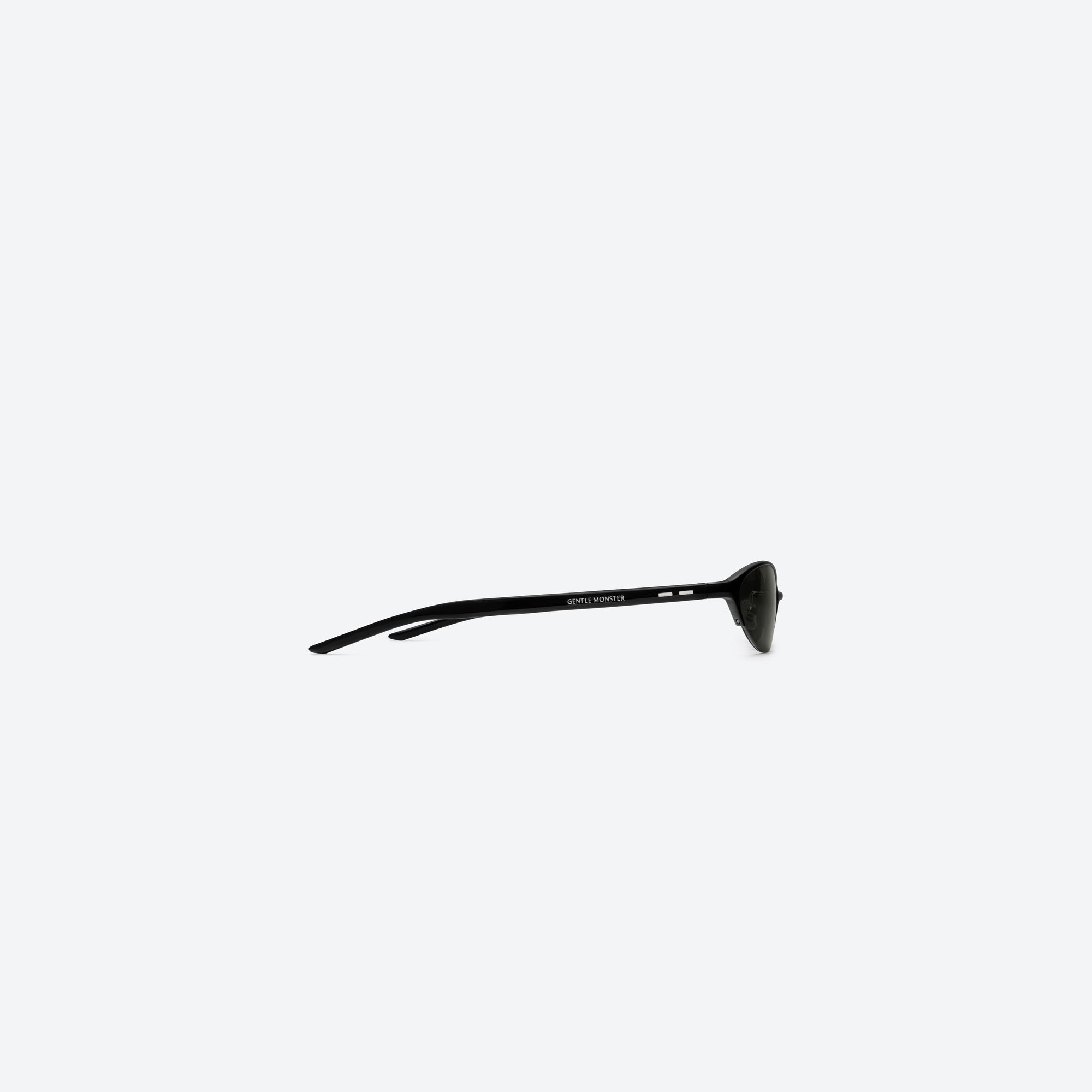 A detailed right view of Gentle Monster Limes 01 Black Mixed framed Cat-eye sunglasses.