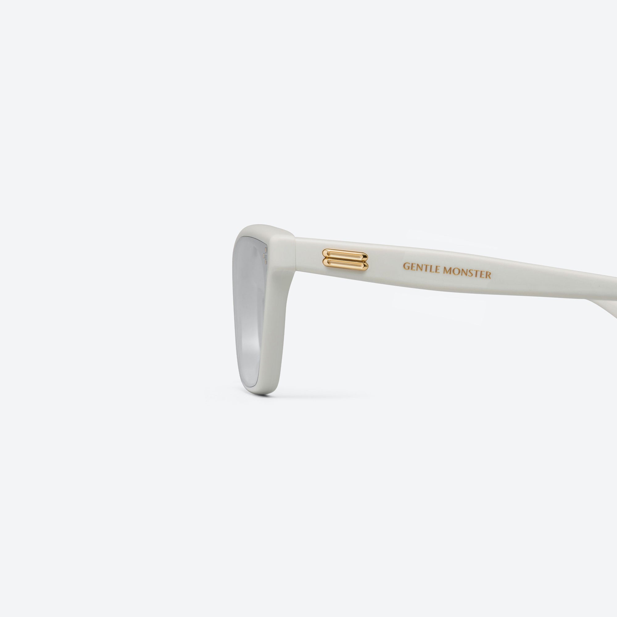A detailed left view of Gentle Monster Dodo GR11 Green Acetate framed Cat-eye sunglasses.