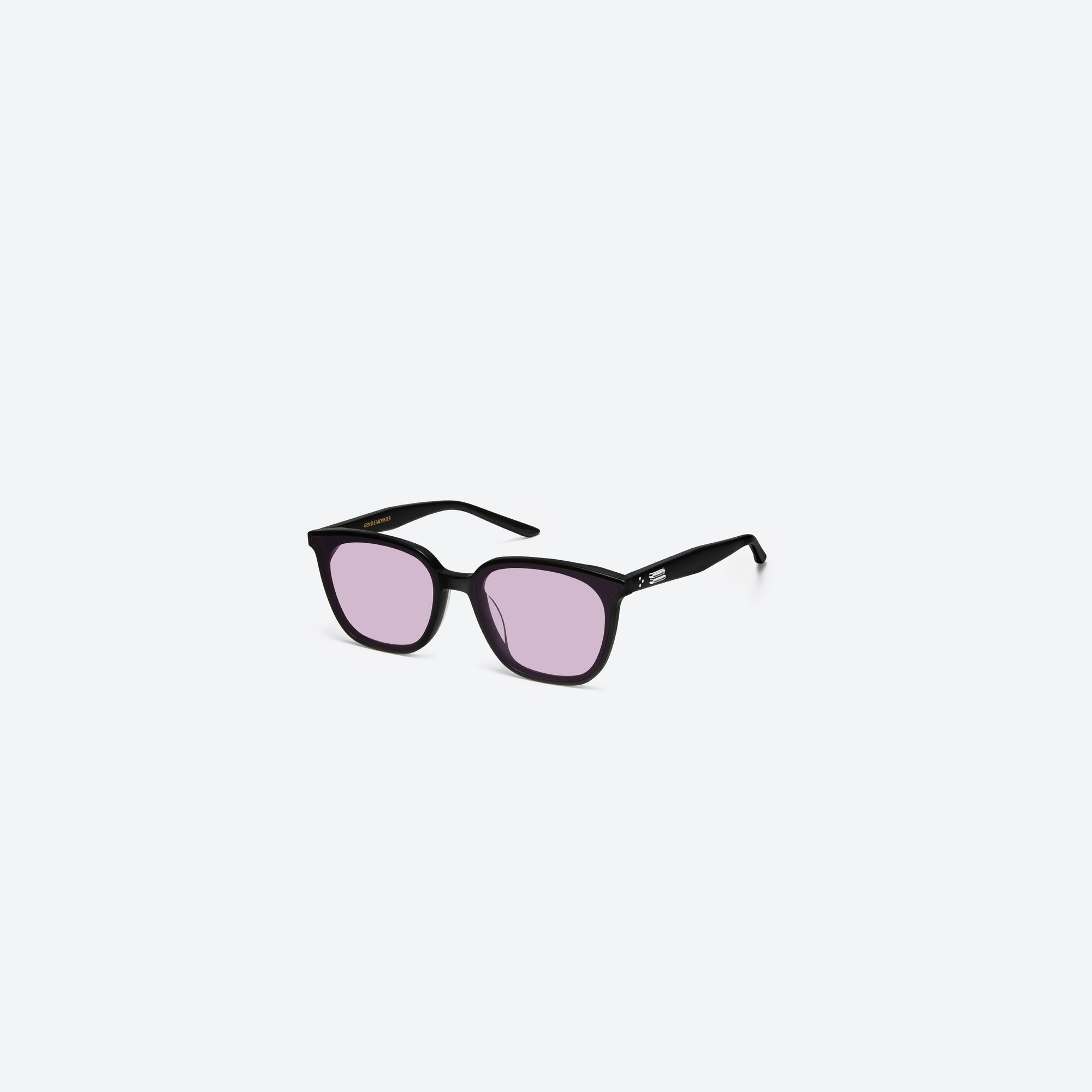45-degree view of Gentle Monster Alma 01(V) Black Acetate framed Square sunglasses.