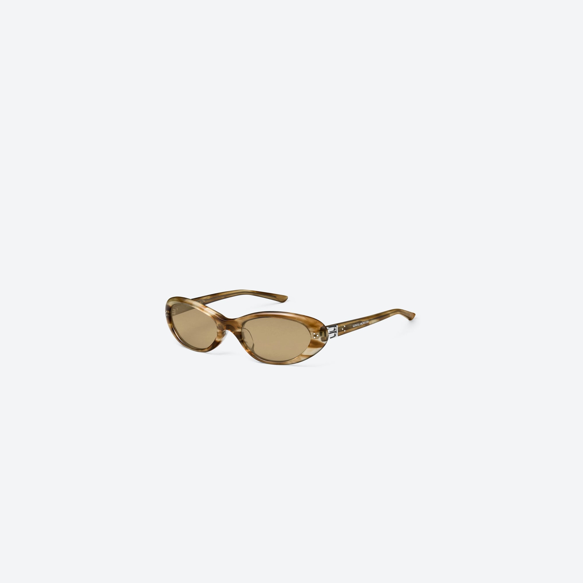 45-degree view of Gentle Monster Cinnamon T8 Tortoise Acetate framed Oval sunglasses.