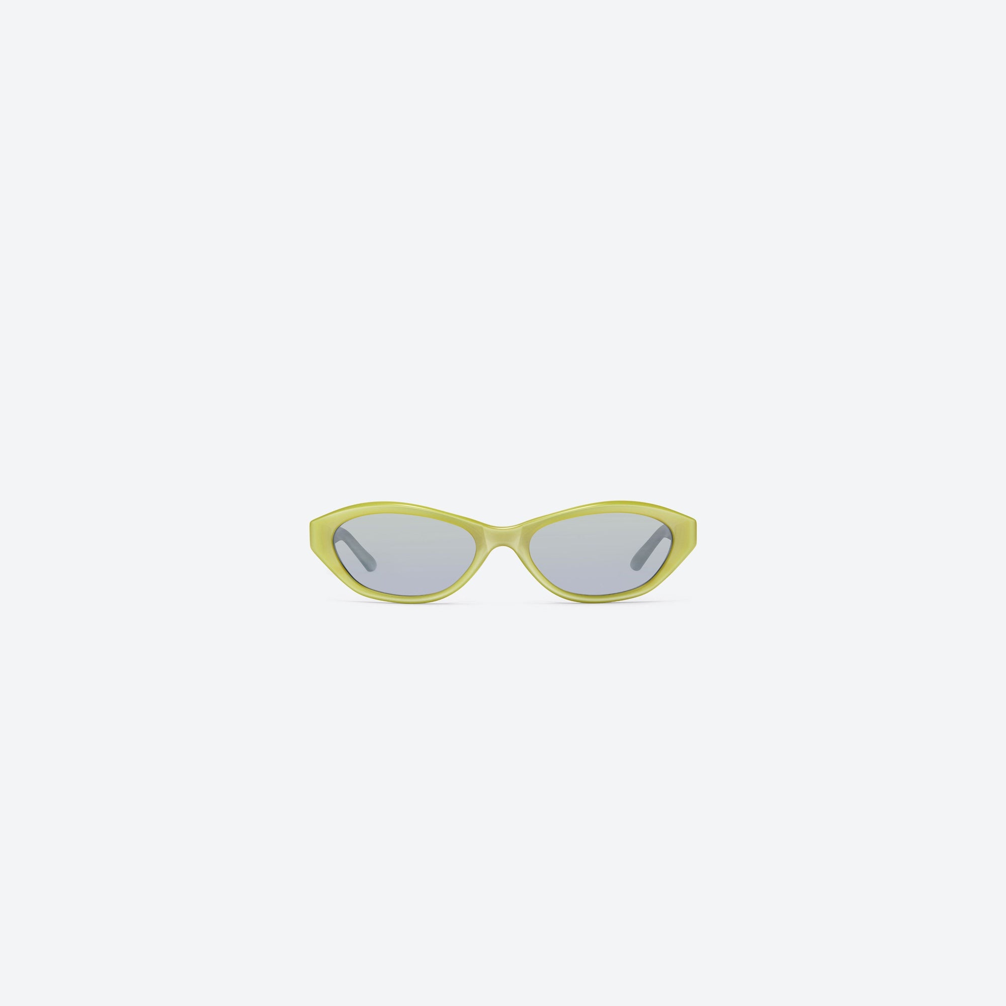 A front view of Gentle Monster Lamda Y9 Yellow Acetate framed Cat-eye sunglasses.