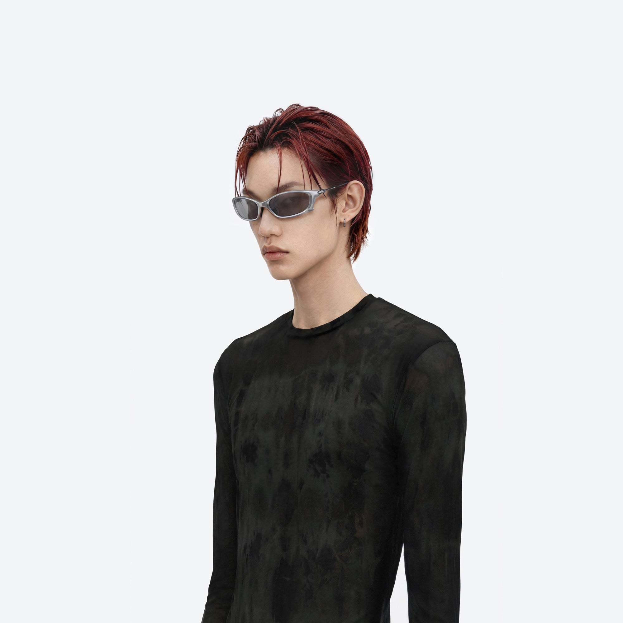 Model wearing the Turbo MG21 Gray Mixed framed Wraparound sunglasses.