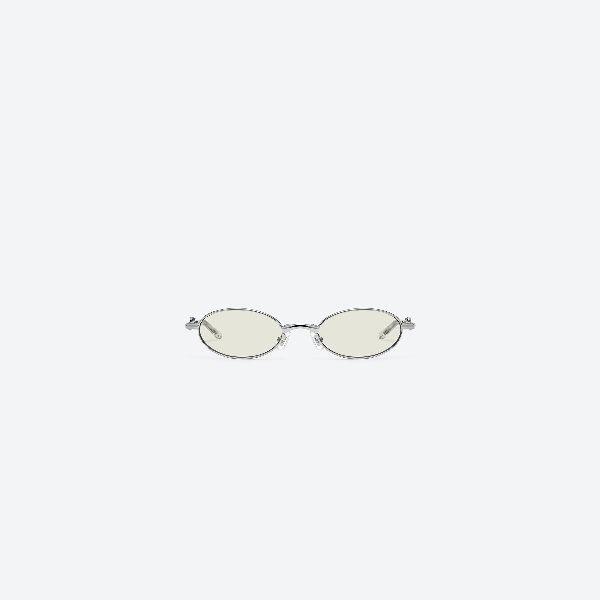 A front view of Gentle Monster Radi 02(Y) Silver Metal framed Oval sunglasses.